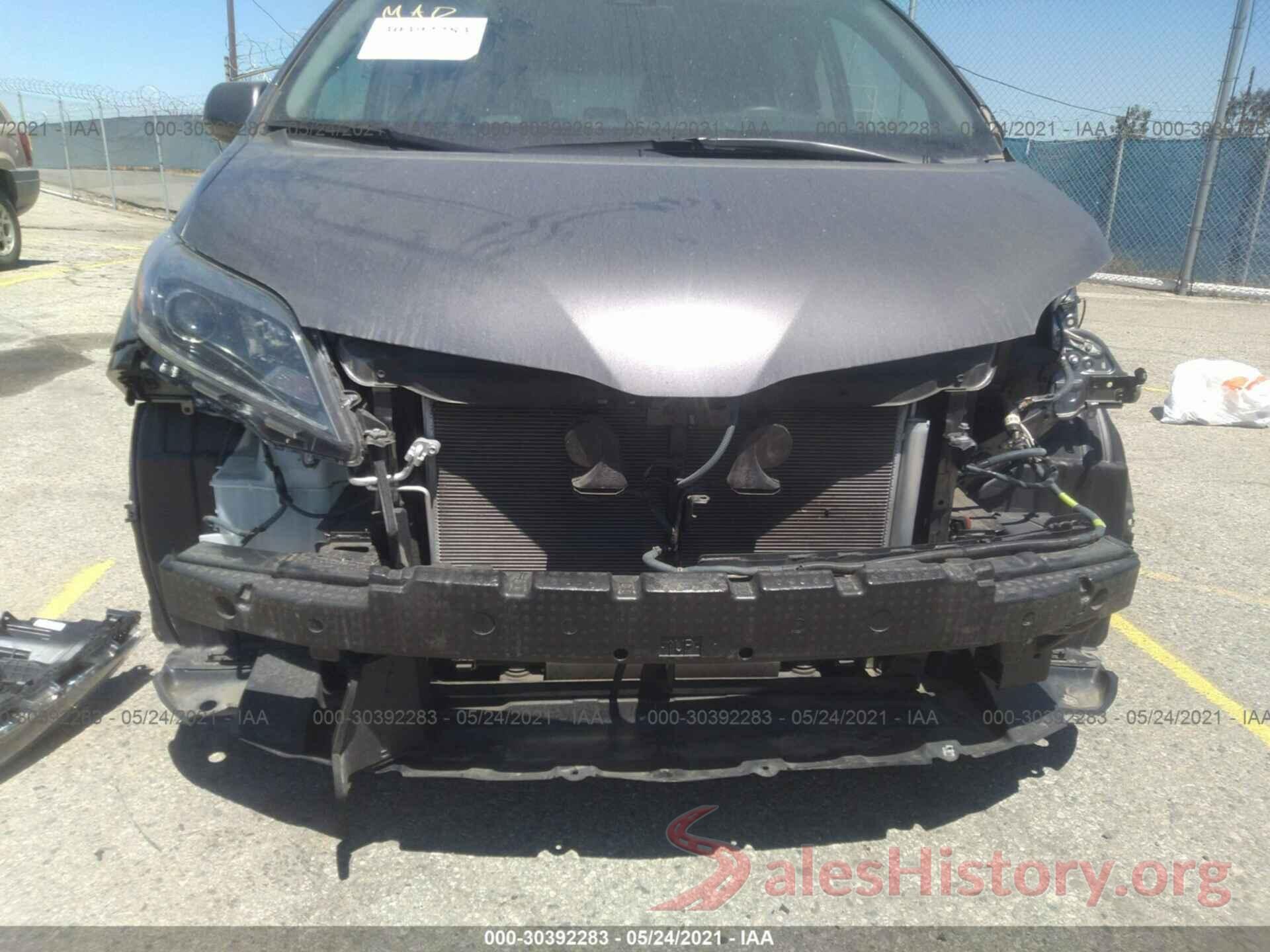 5TDXZ3DC9KS018006 2019 TOYOTA SIENNA