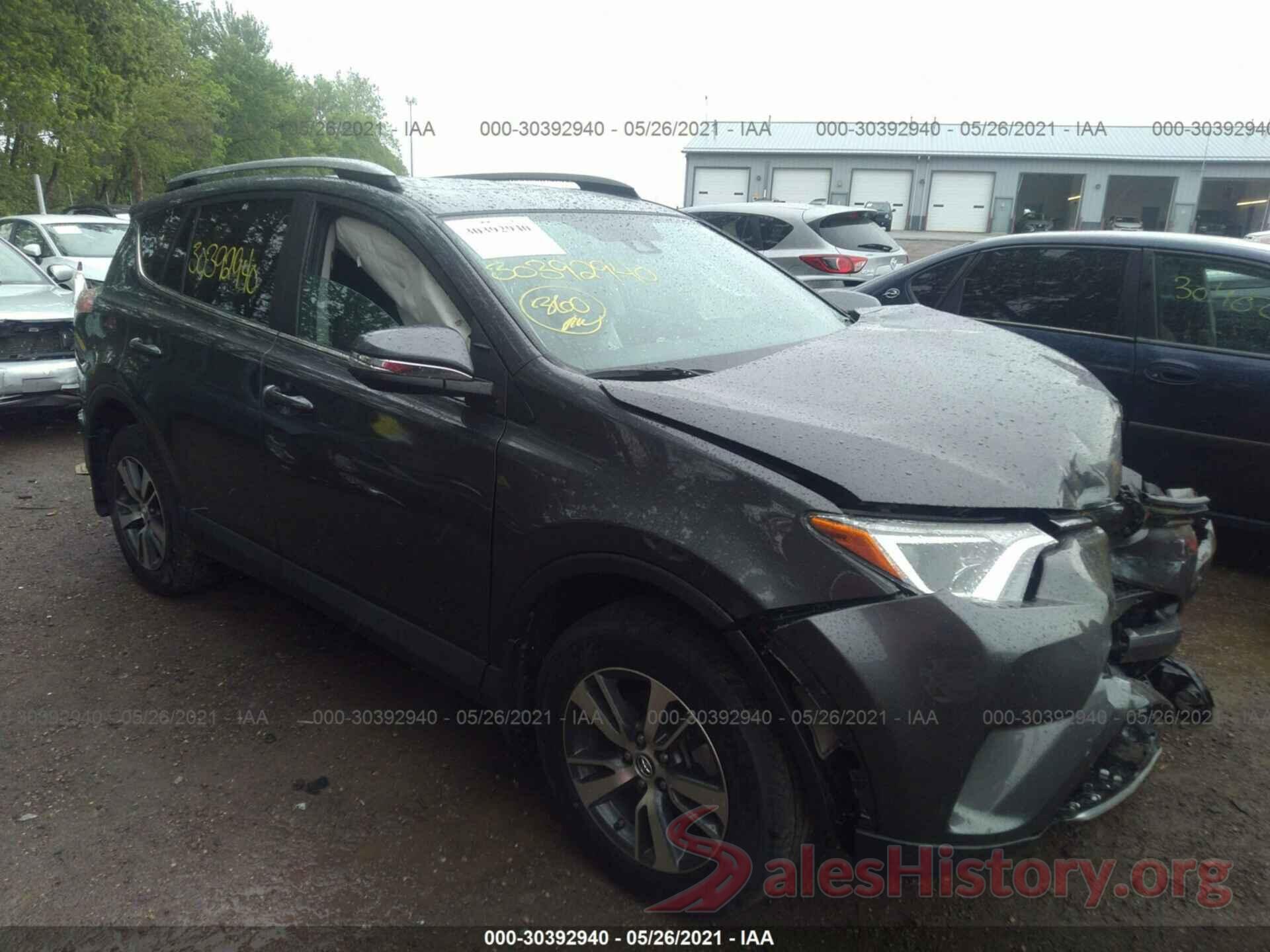 2T3RFREV9JW736527 2018 TOYOTA RAV4