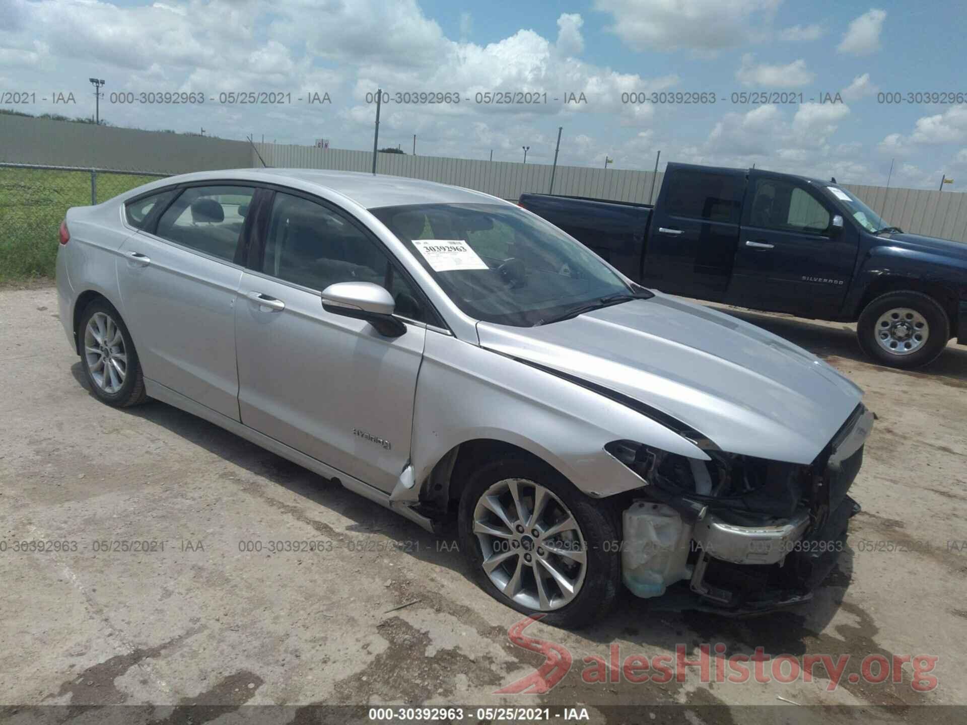 3FA6P0LU4HR191038 2017 FORD FUSION