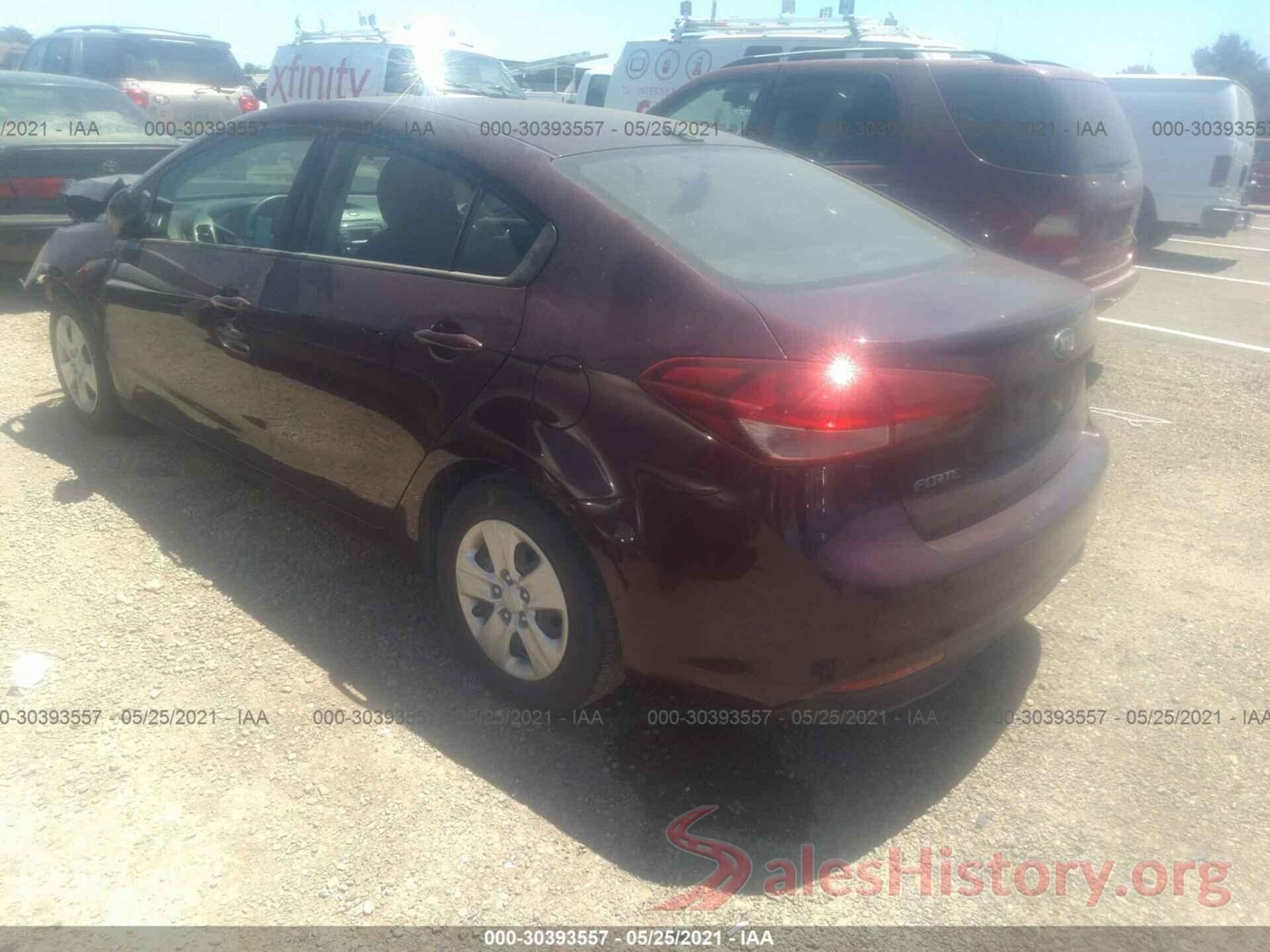 3KPFK4A74HE127098 2017 KIA FORTE