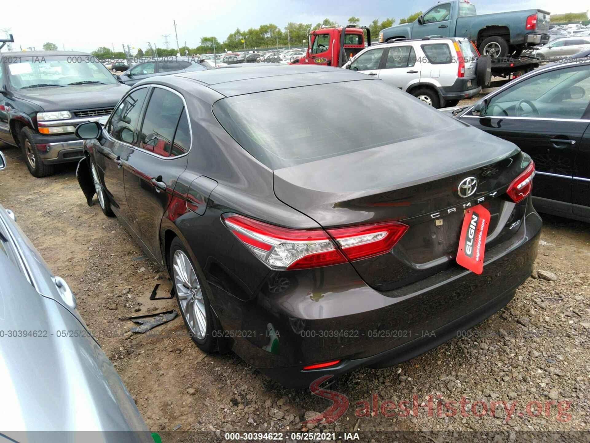 4T1B11HK8JU018625 2018 TOYOTA CAMRY