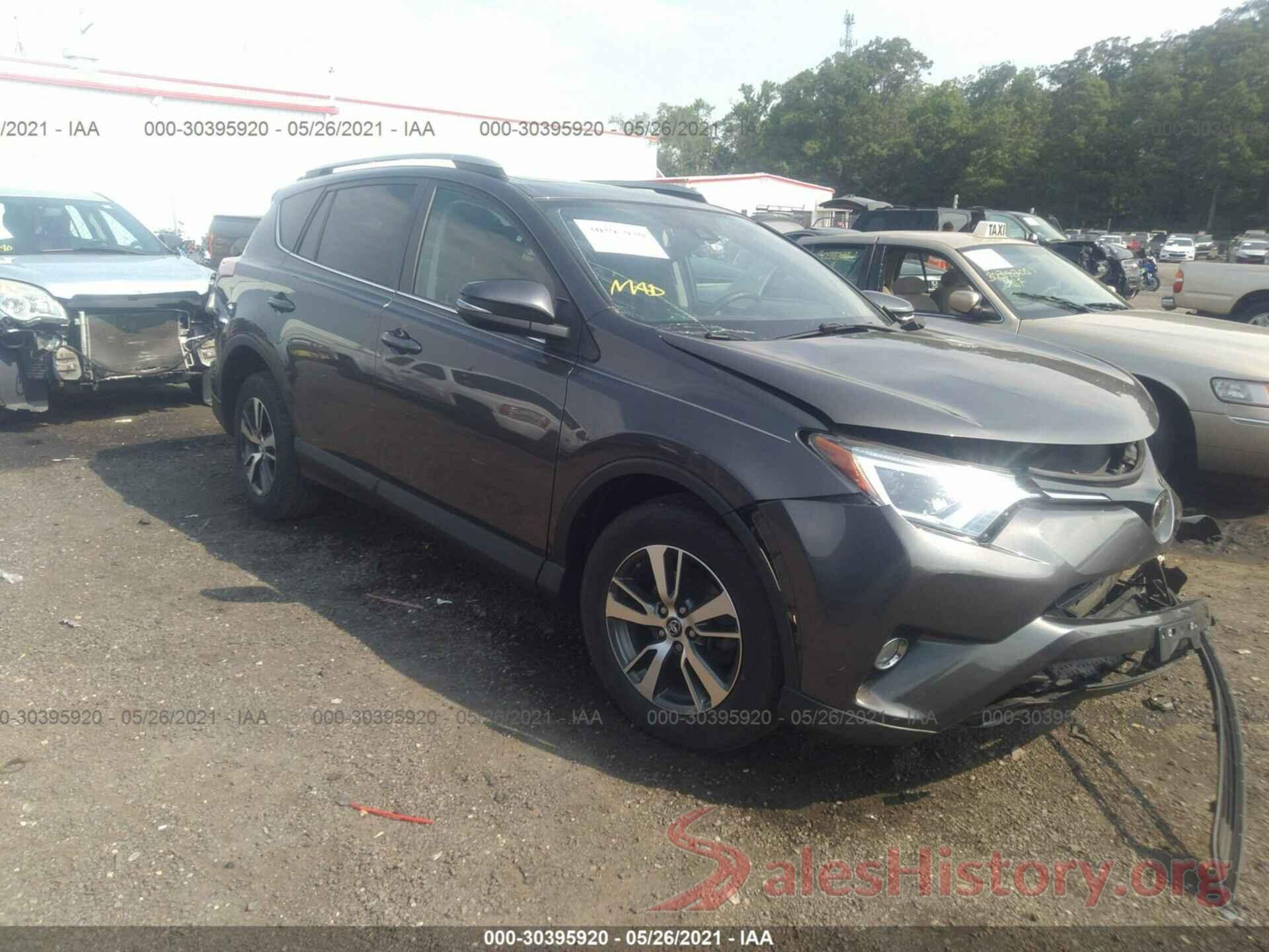 2T3RFREVXHW691821 2017 TOYOTA RAV4