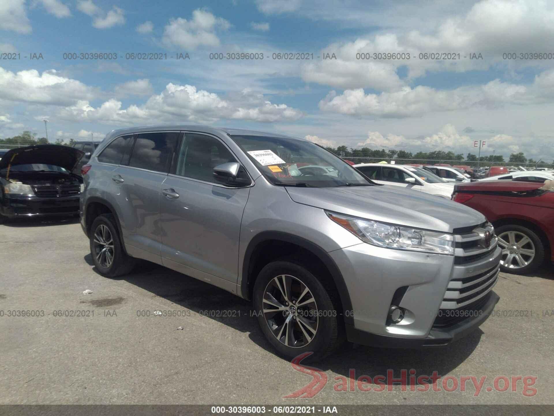 5TDZZRFH4JS262567 2018 TOYOTA HIGHLANDER