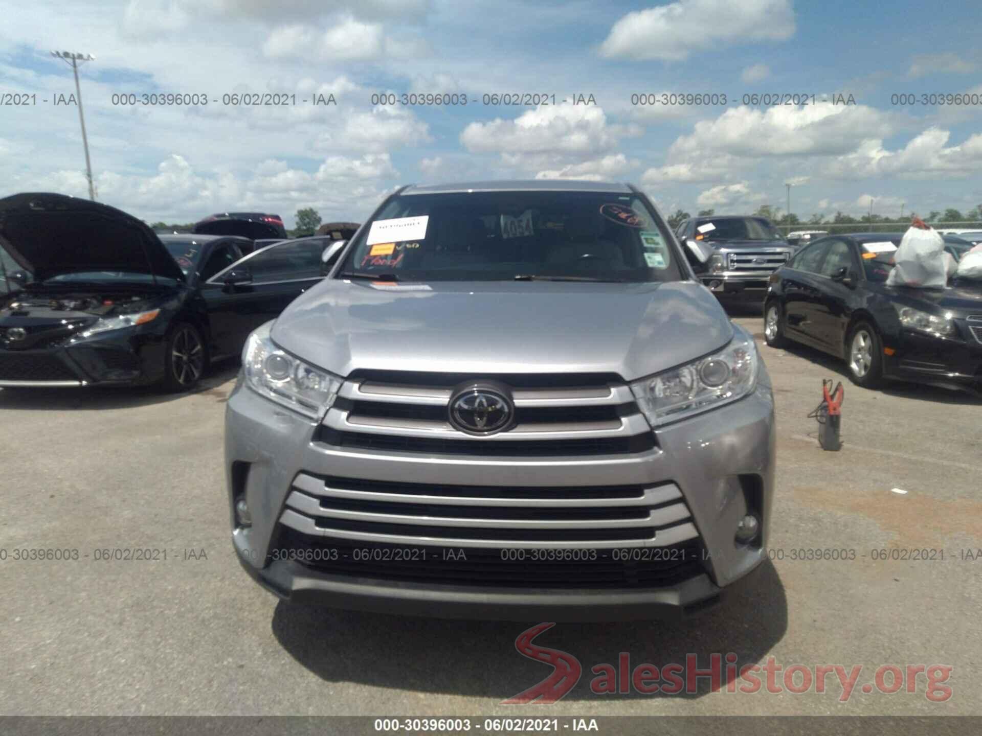 5TDZZRFH4JS262567 2018 TOYOTA HIGHLANDER