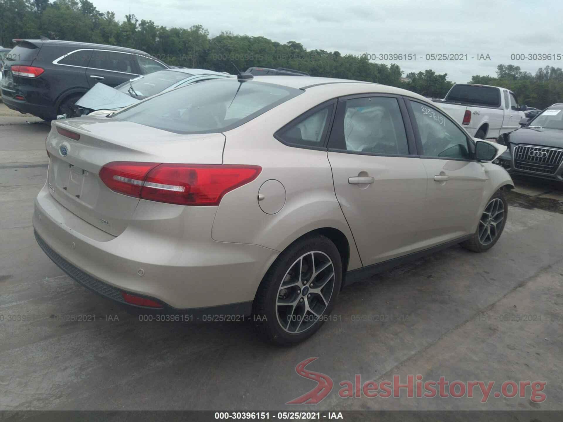 1FADP3H25JL326533 2018 FORD FOCUS