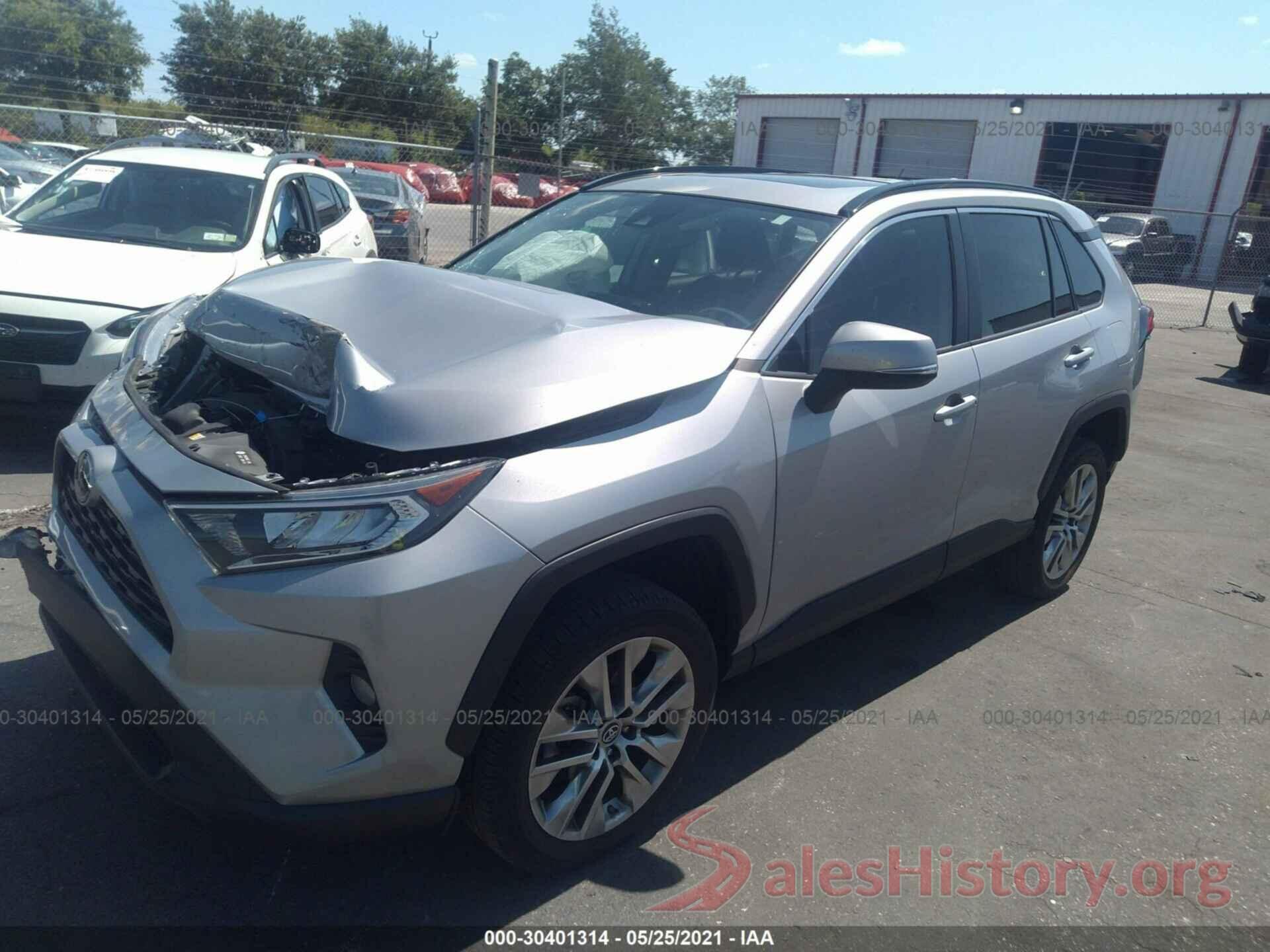 2T3C1RFV3KW026320 2019 TOYOTA RAV4