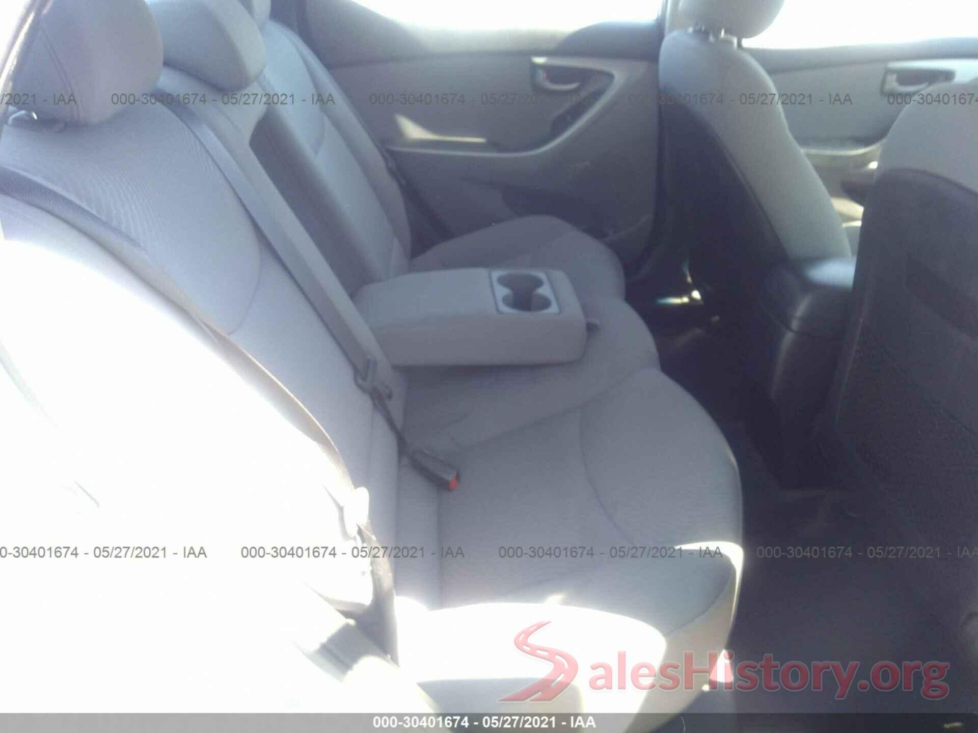 5NPDH4AE4GH762367 2016 HYUNDAI ELANTRA