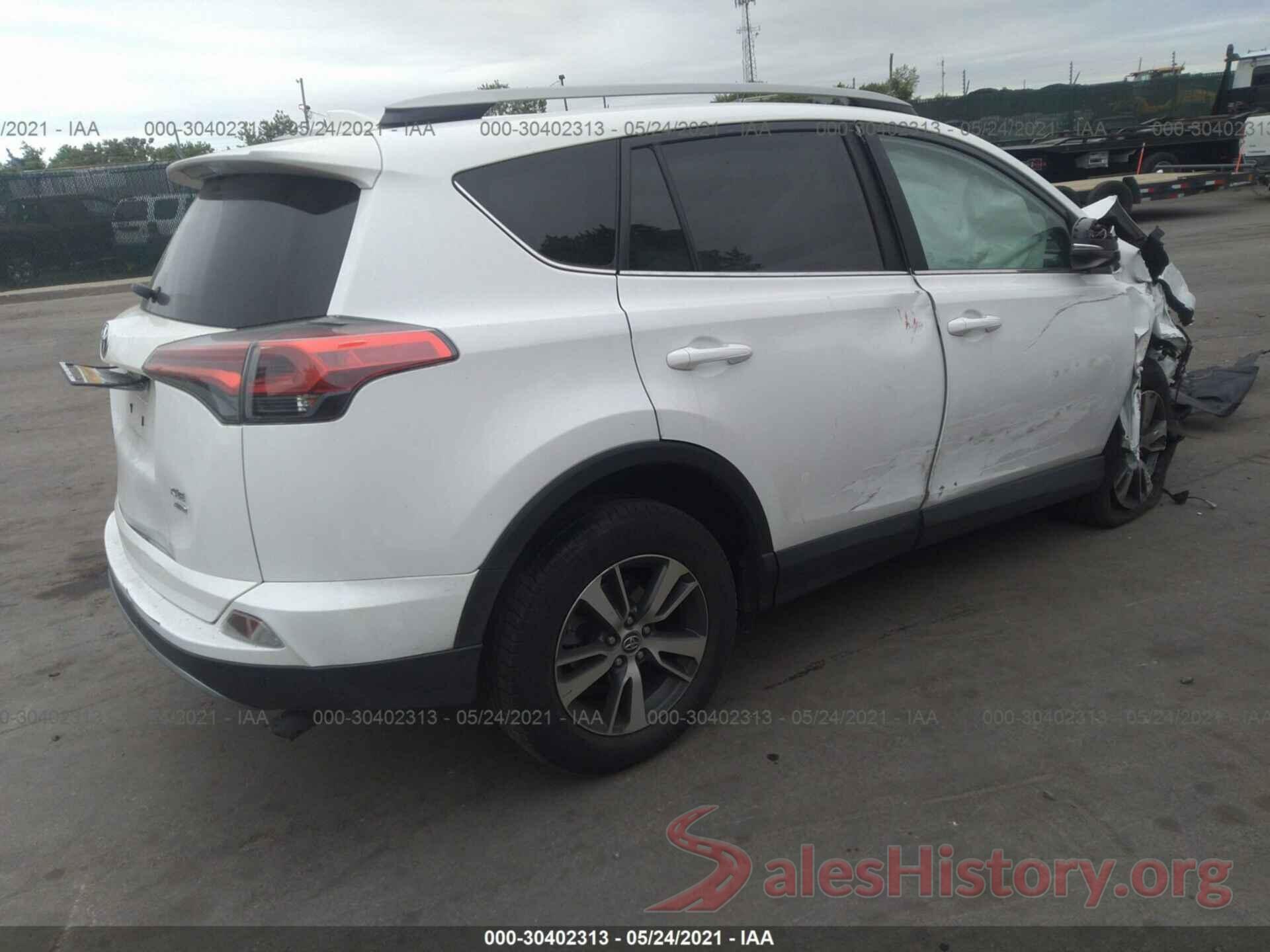 2T3RFREV8JW748362 2018 TOYOTA RAV4