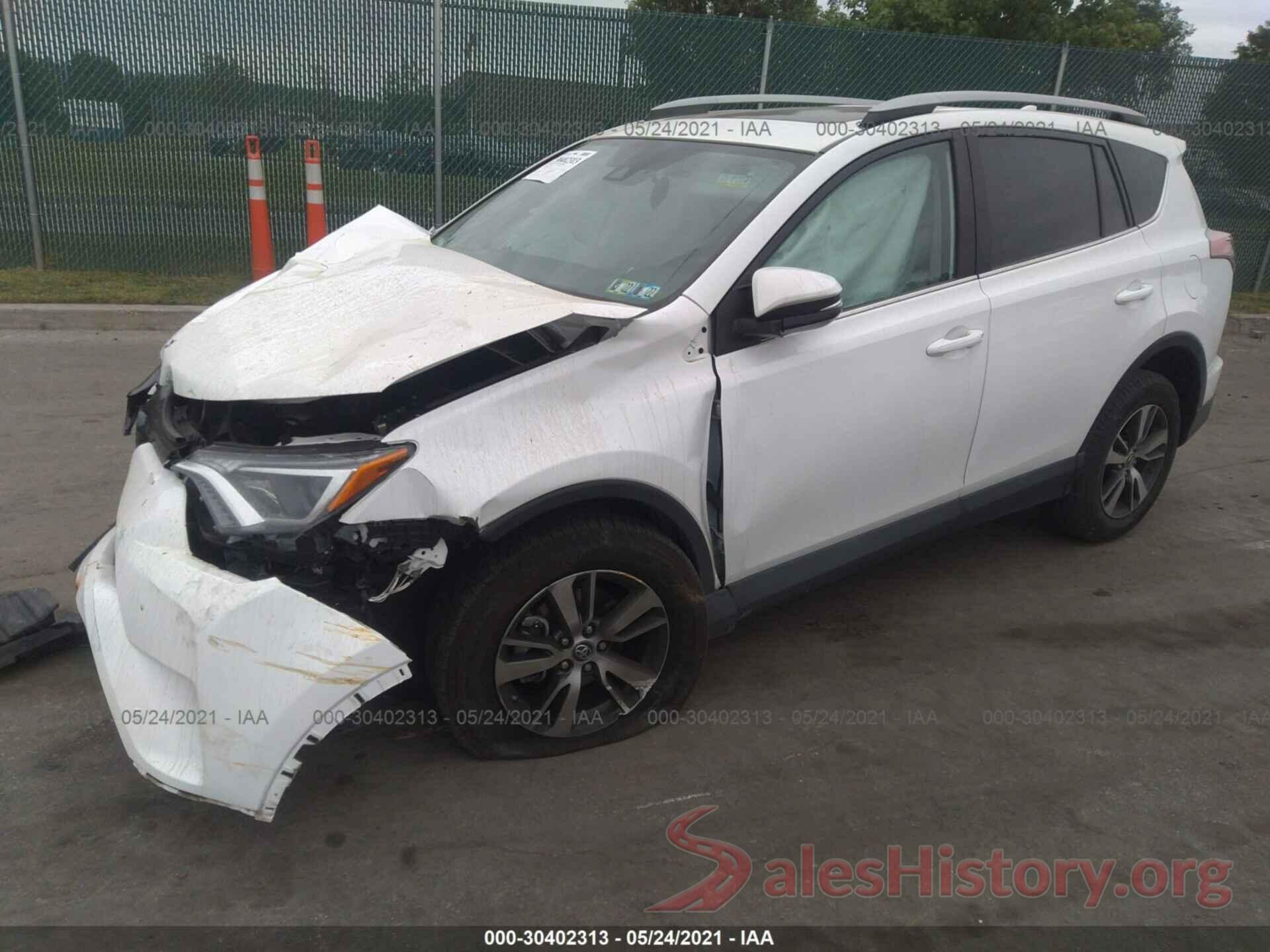 2T3RFREV8JW748362 2018 TOYOTA RAV4