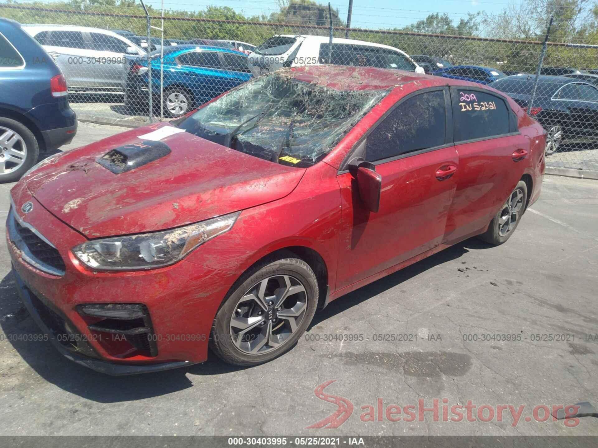 3KPF24AD2KE061373 2019 KIA FORTE