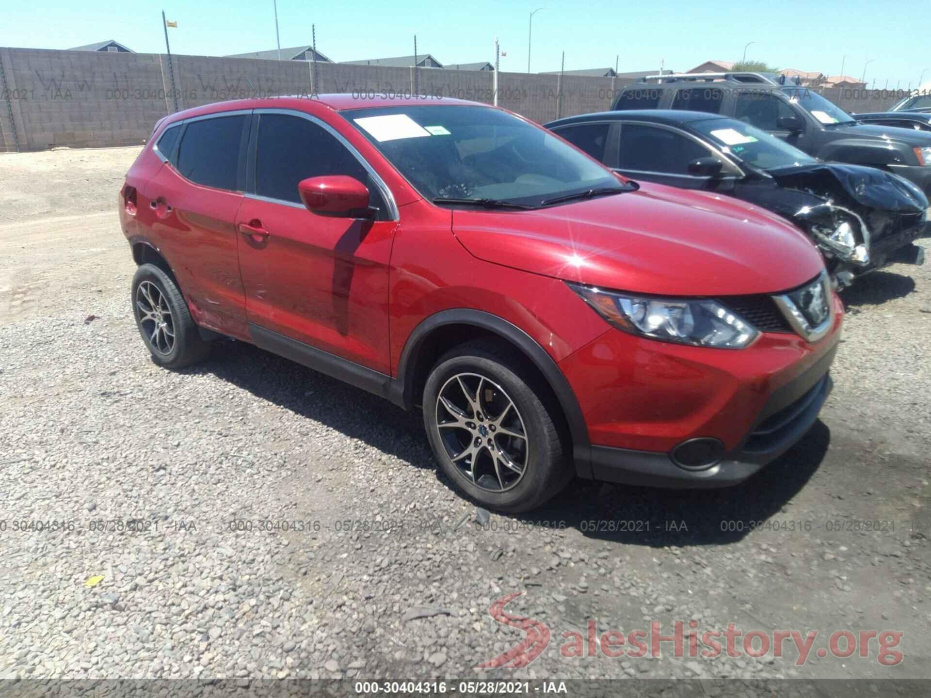 JN1BJ1CP4JW154846 2018 NISSAN ROGUE SPORT