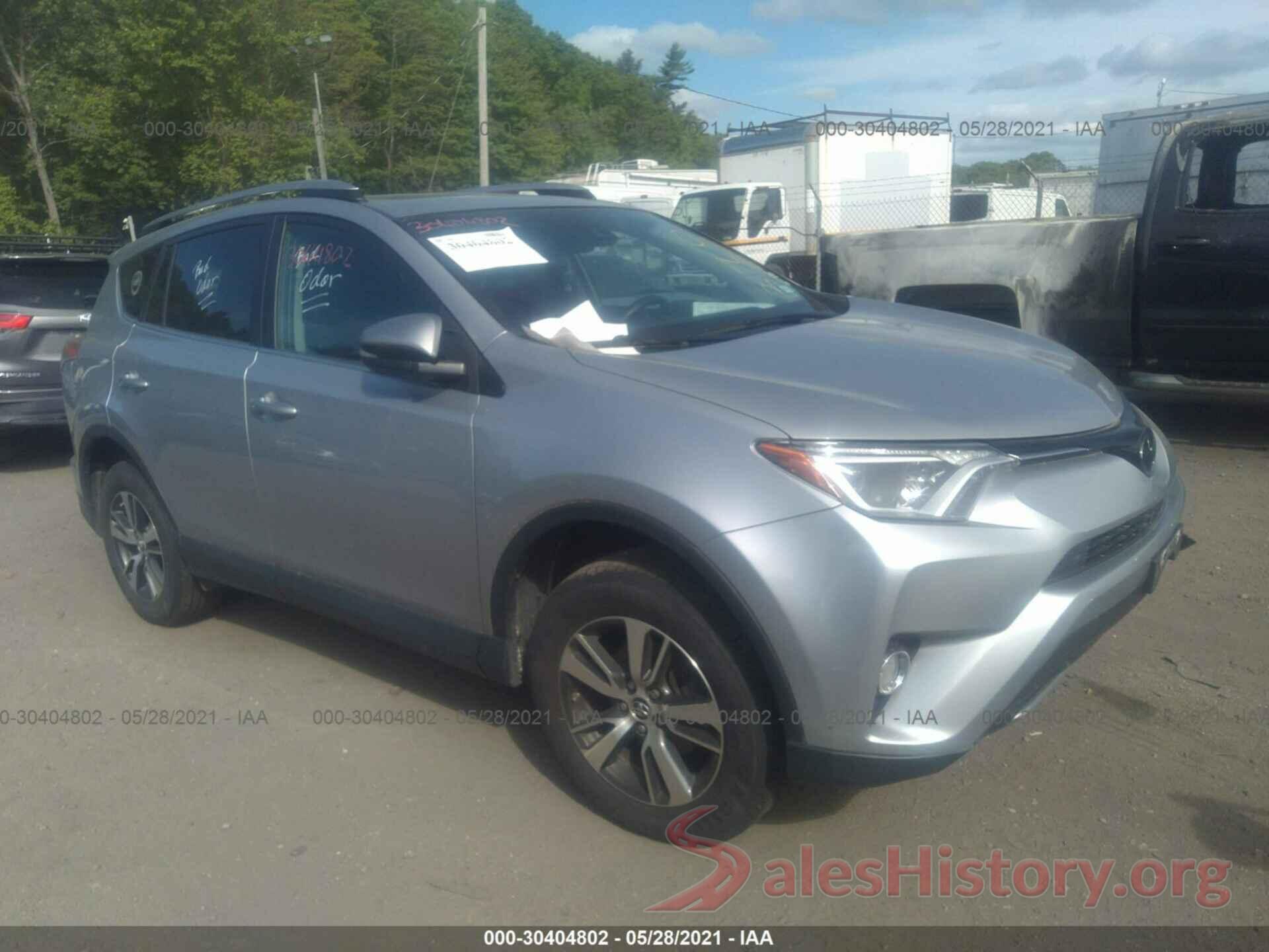 2T3RFREV8HW633867 2017 TOYOTA RAV4