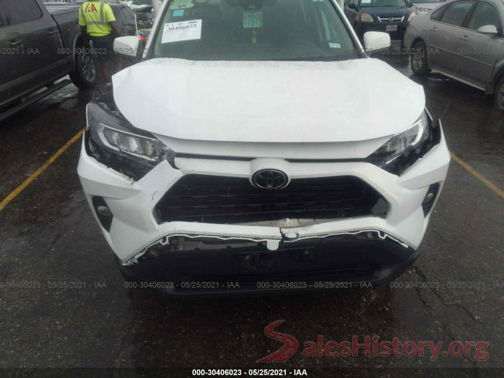 2T3W1RFVXKW008572 2019 TOYOTA RAV4