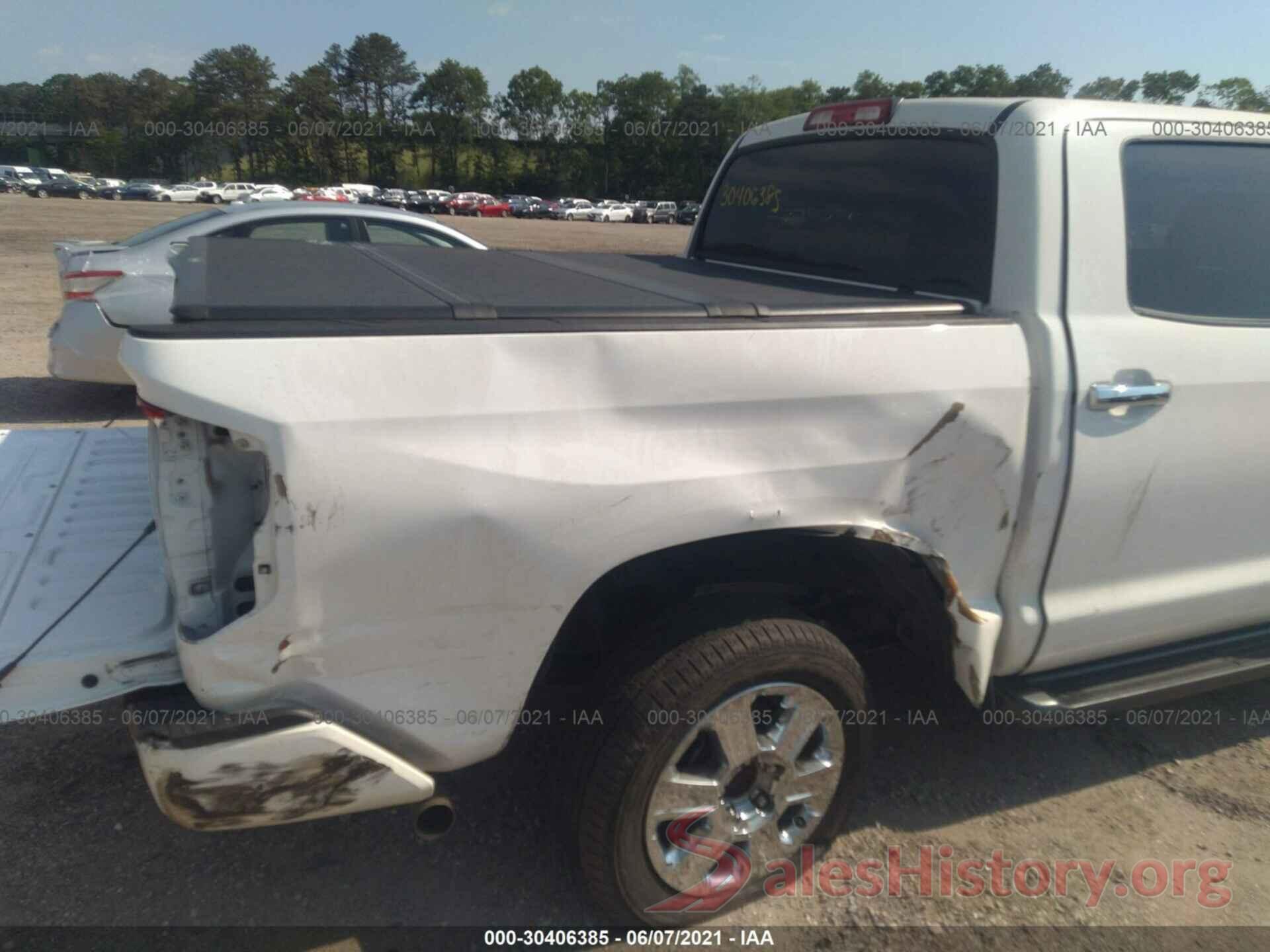 5TFAY5F12JX744864 2018 TOYOTA TUNDRA 4WD