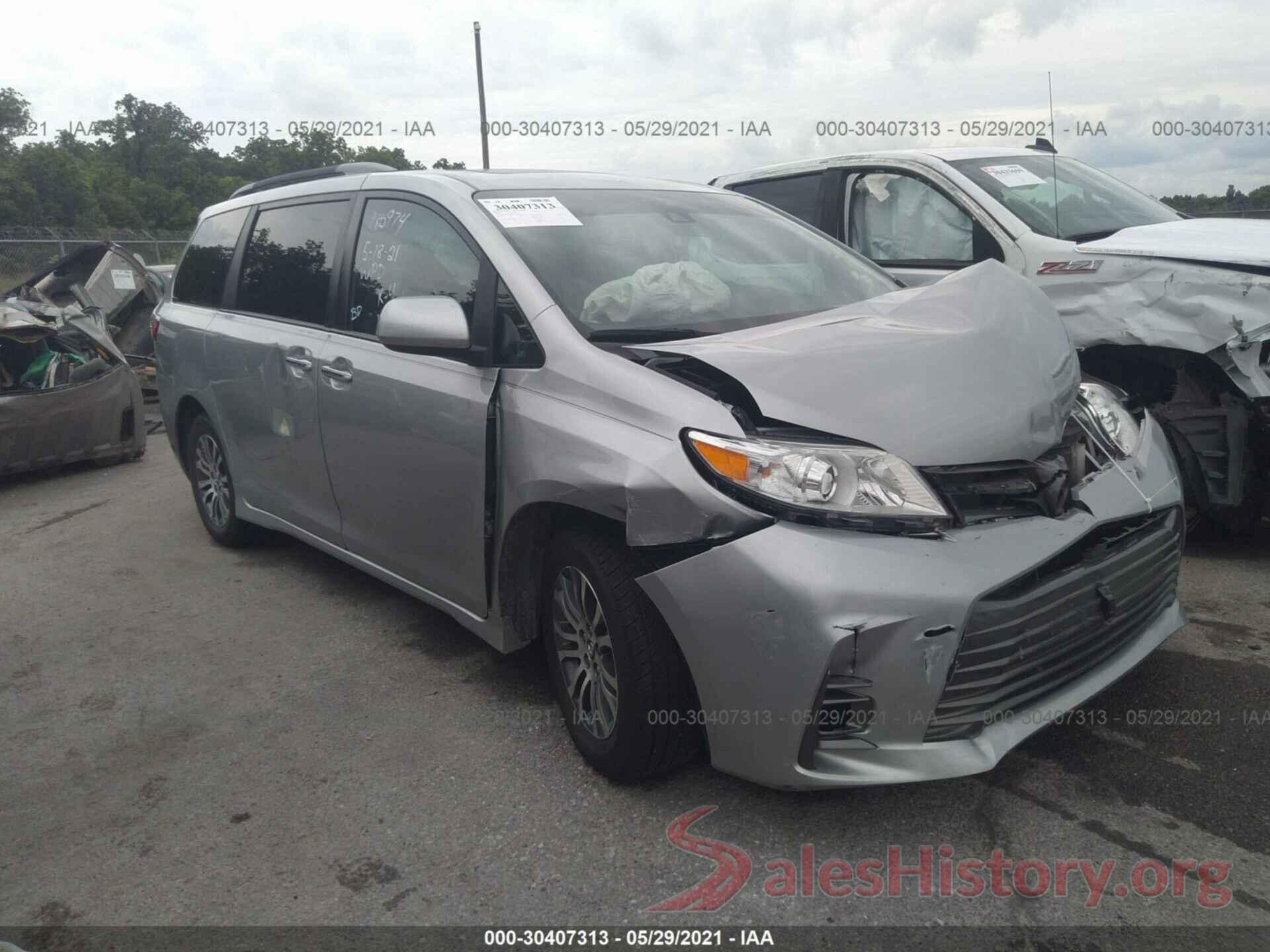 5TDYZ3DC0KS980974 2019 TOYOTA SIENNA