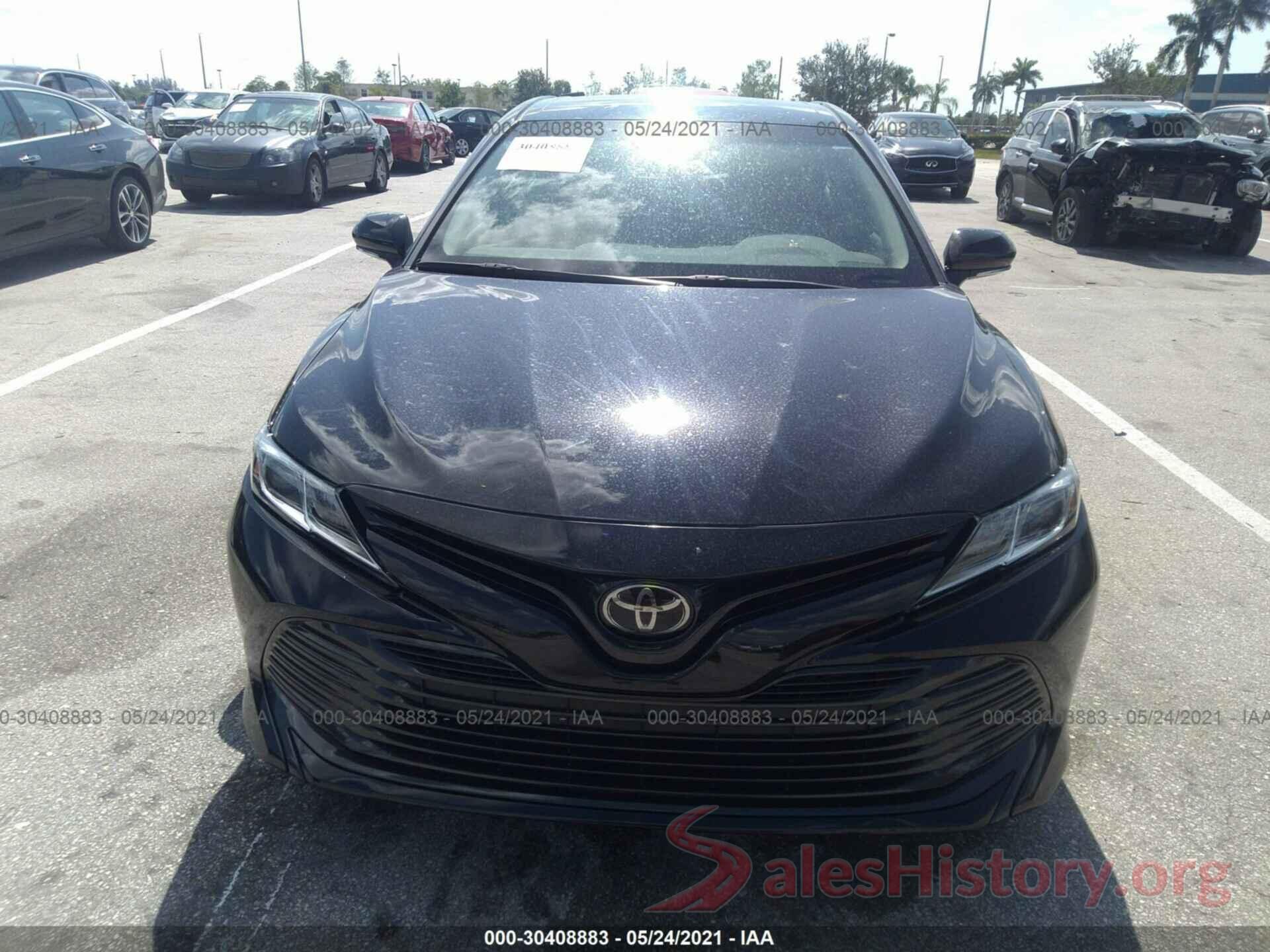 4T1B11HK7JU111670 2018 TOYOTA CAMRY