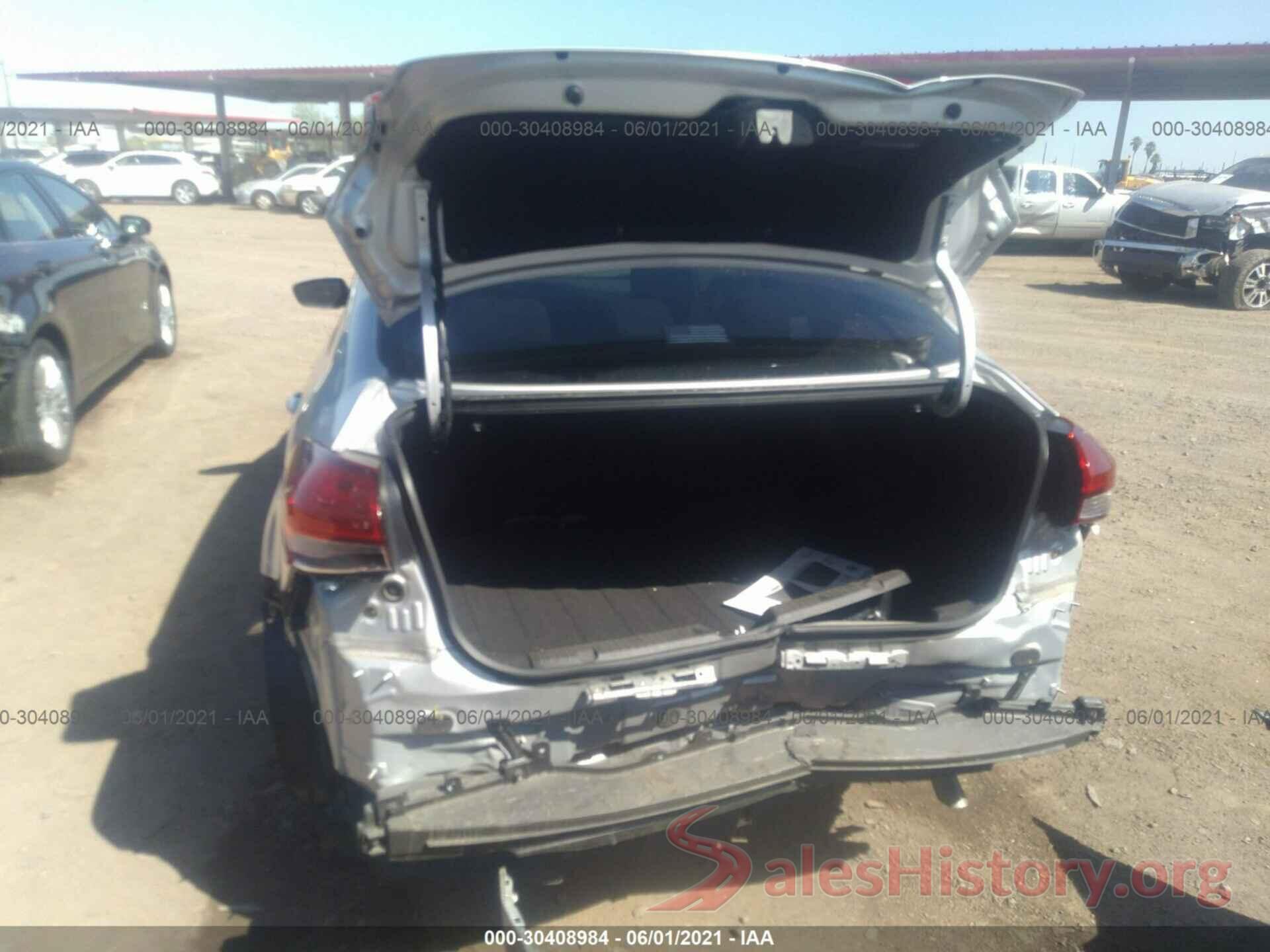 3KPFK4A70JE225678 2018 KIA FORTE