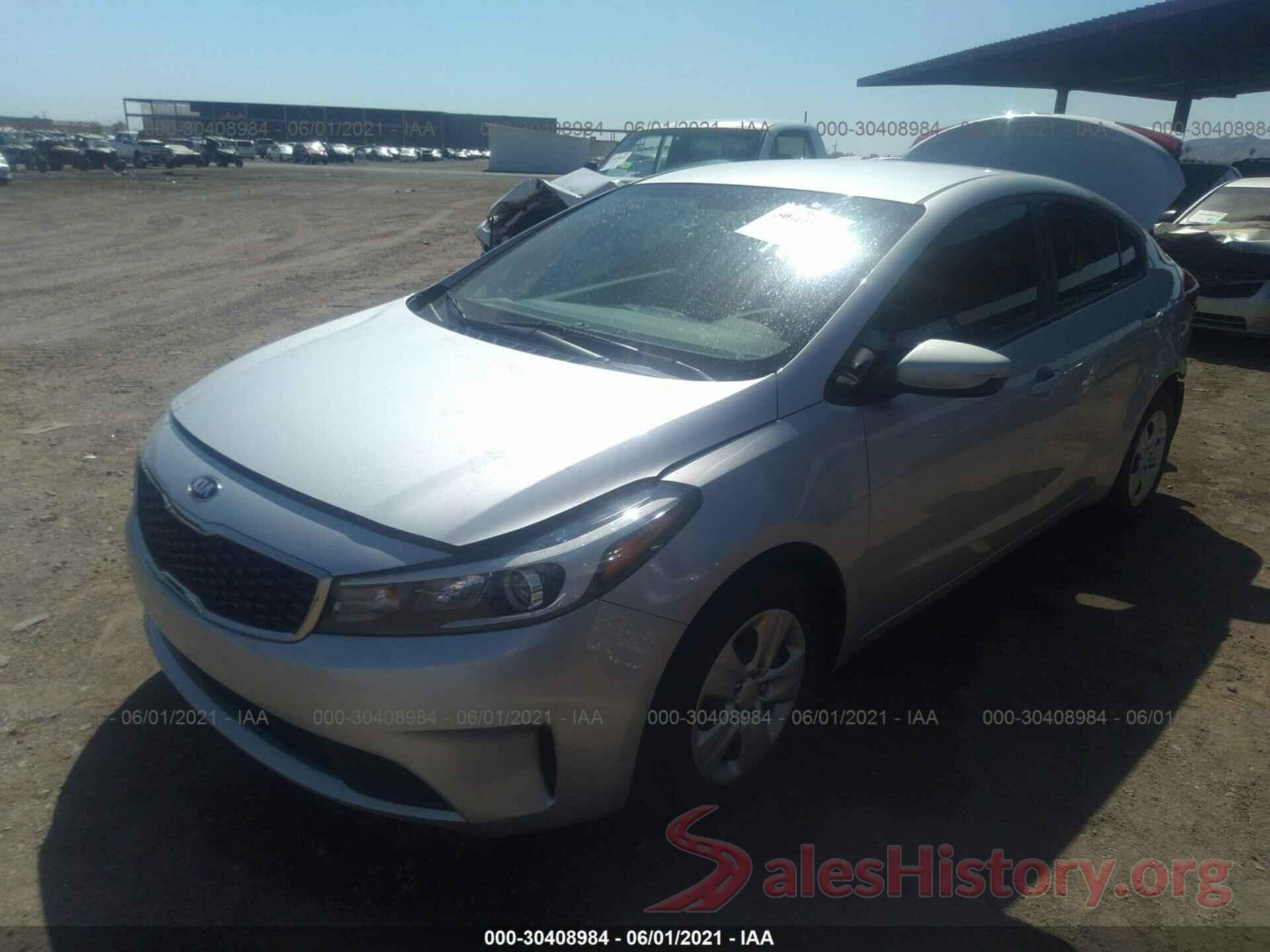 3KPFK4A70JE225678 2018 KIA FORTE