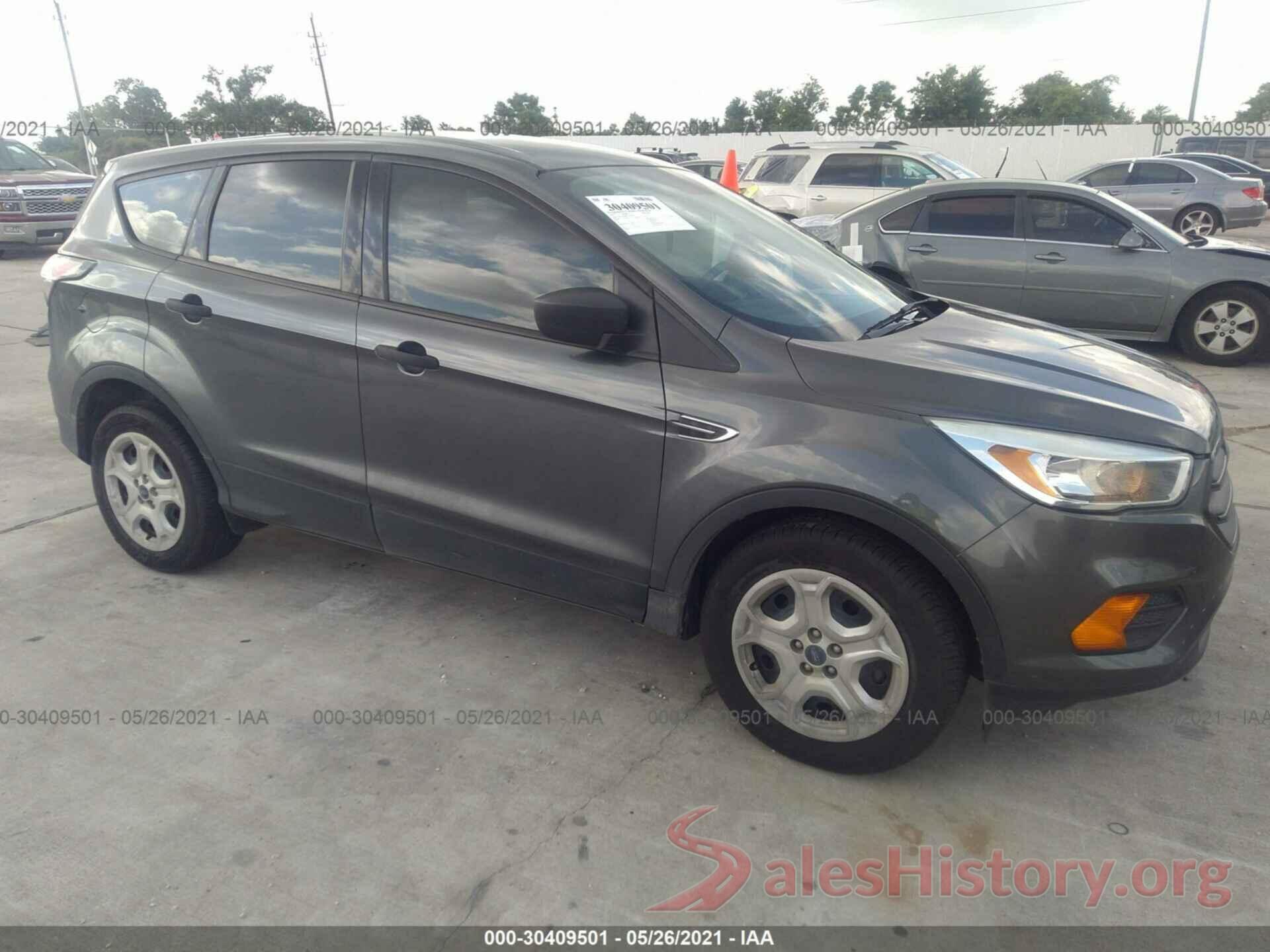 1FMCU0F78HUA13908 2017 FORD ESCAPE