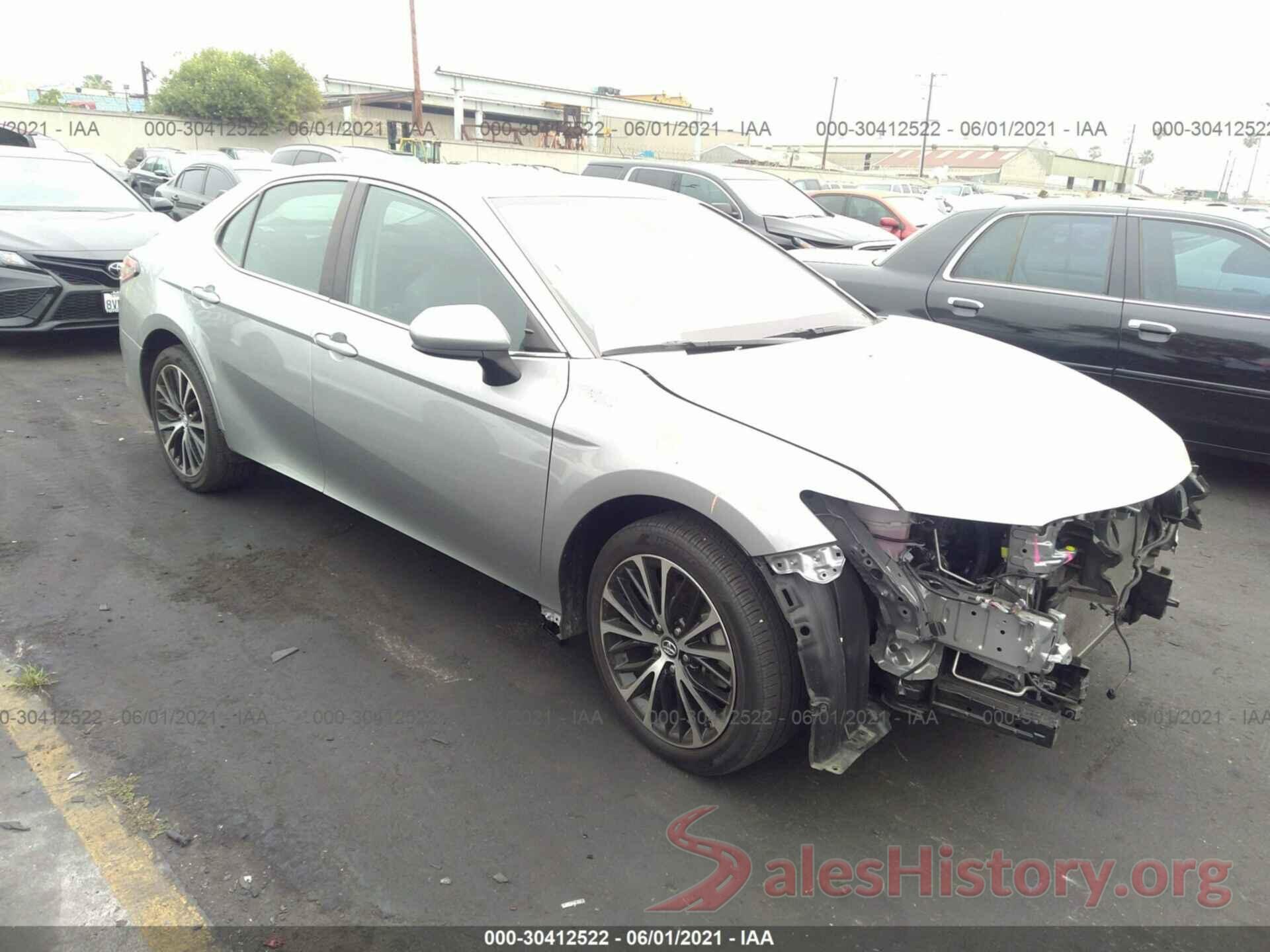 4T1B11HK8KU743255 2019 TOYOTA CAMRY