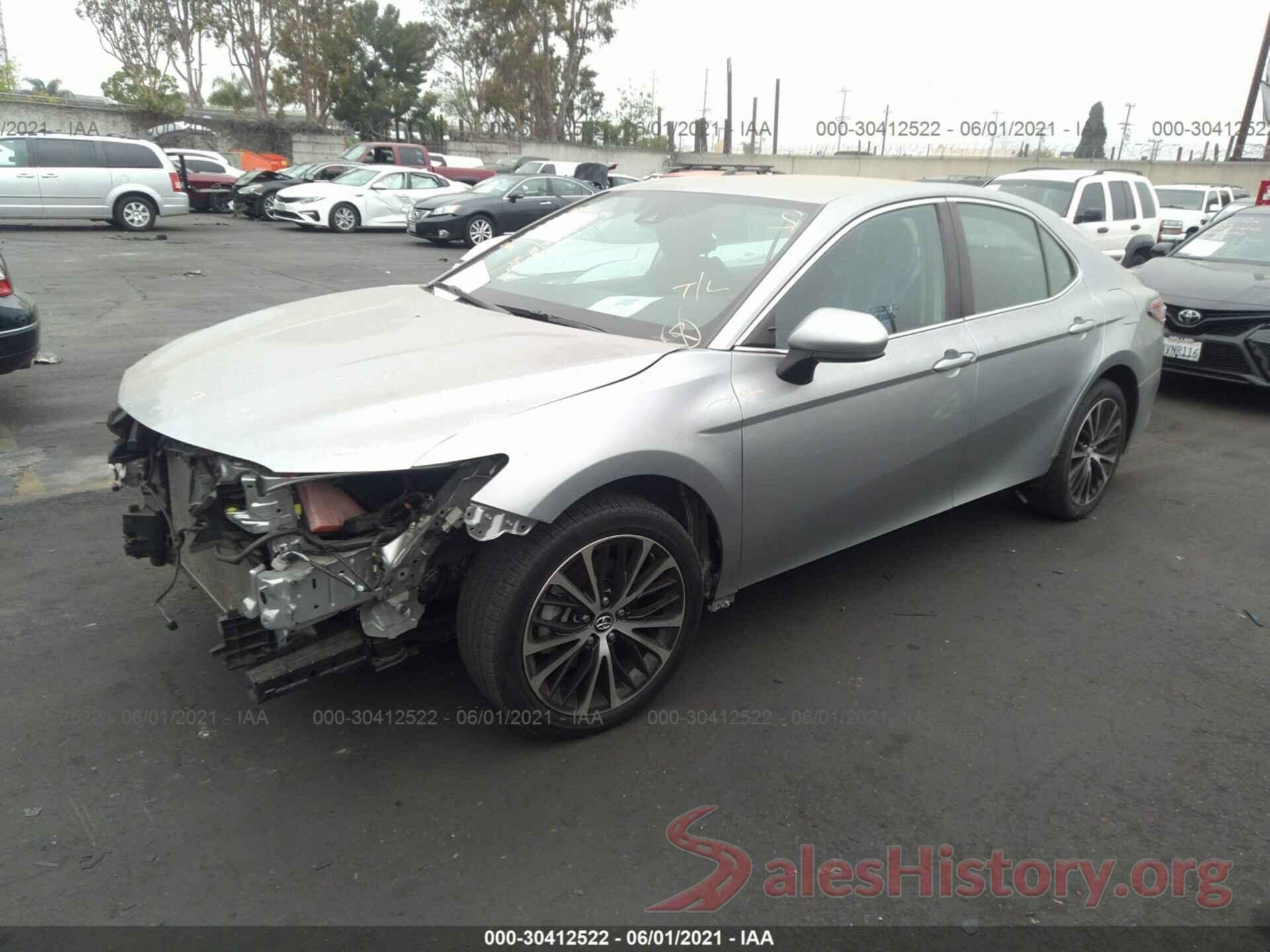 4T1B11HK8KU743255 2019 TOYOTA CAMRY