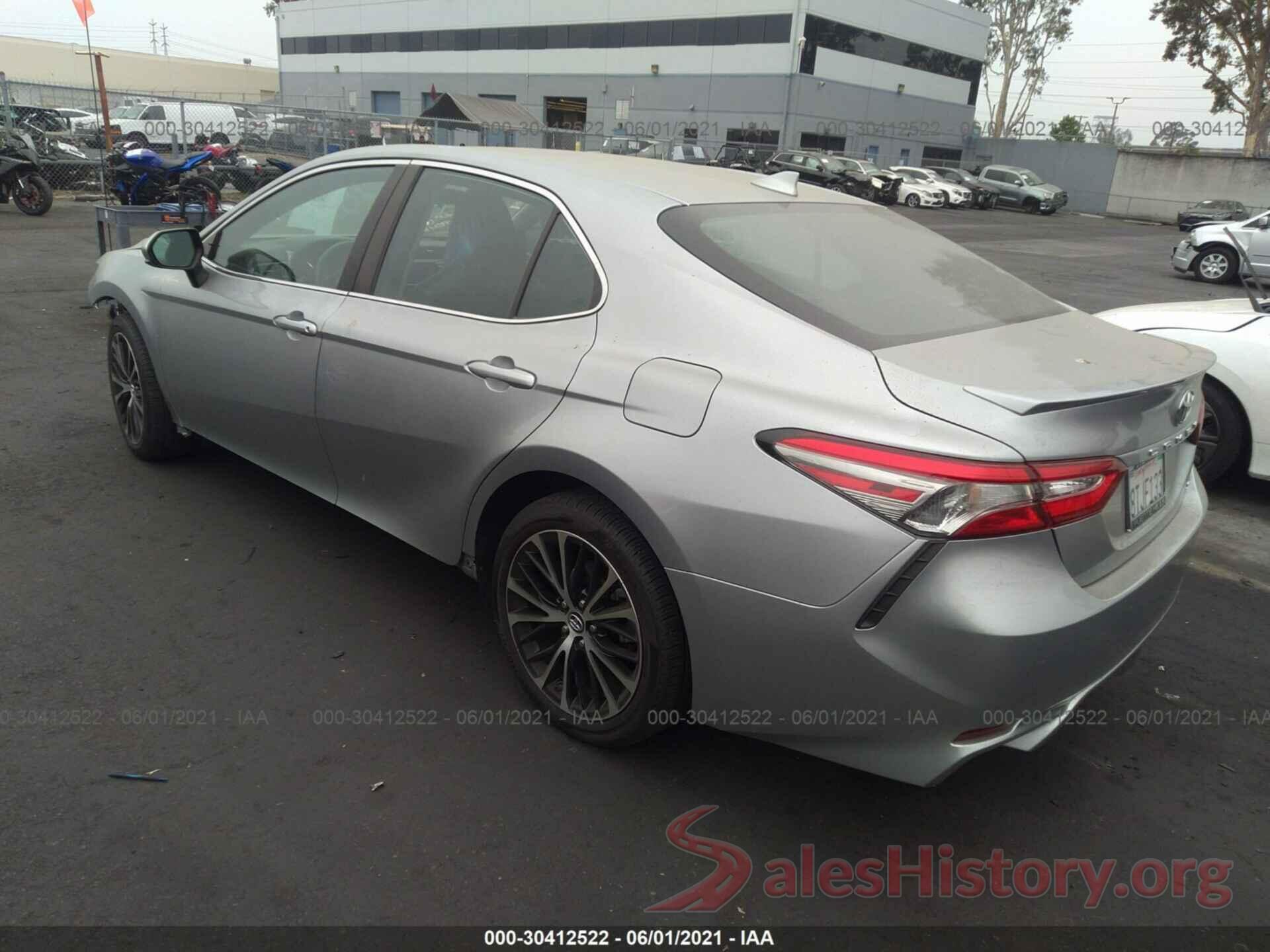 4T1B11HK8KU743255 2019 TOYOTA CAMRY