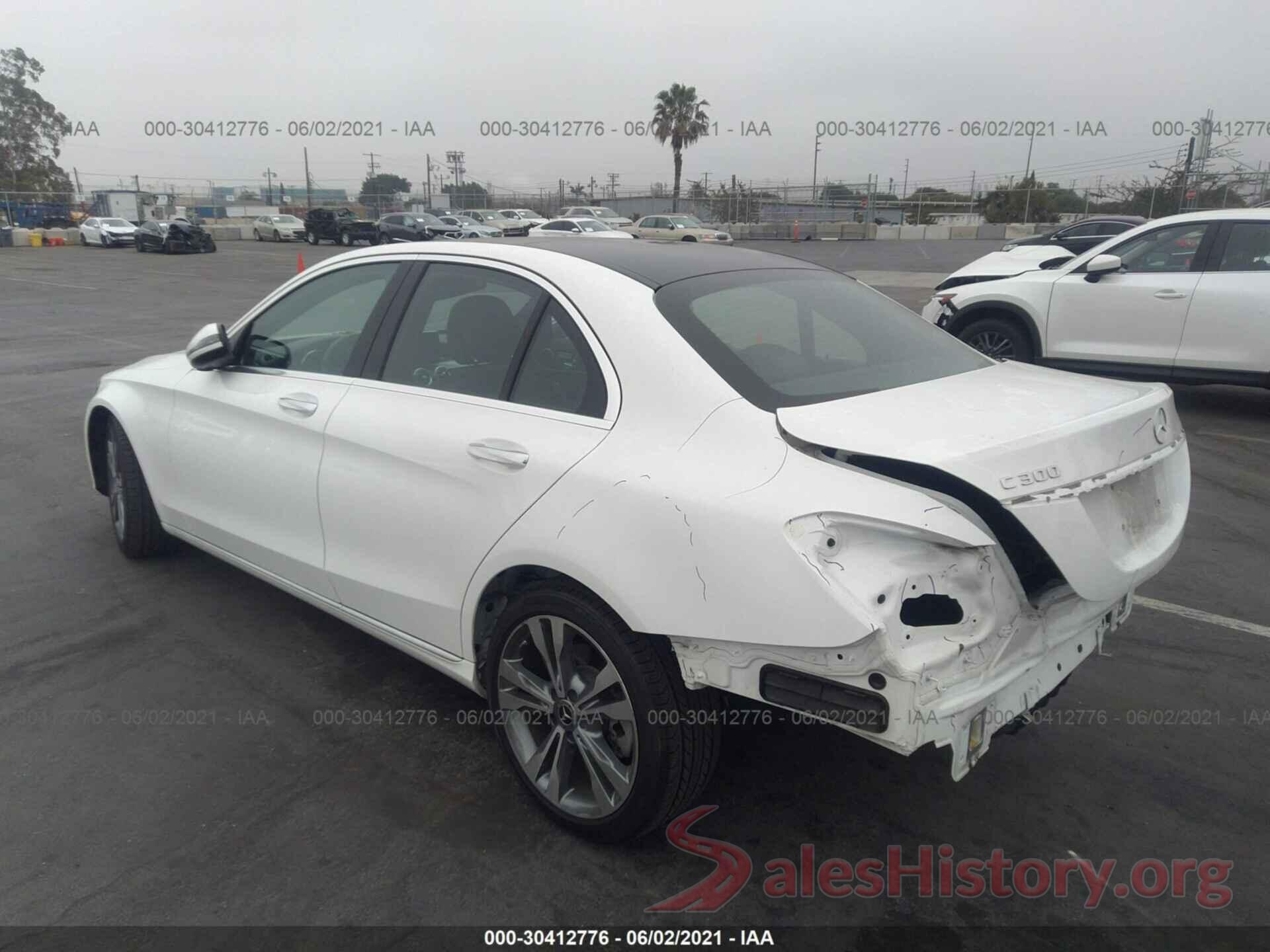 55SWF4JB9JU235076 2018 MERCEDES-BENZ C-CLASS