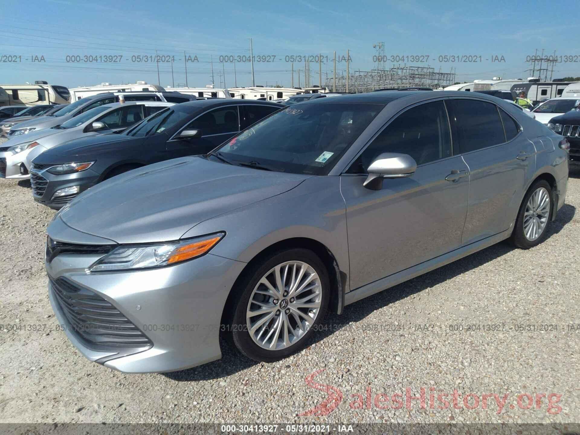 4T1B11HK0JU080617 2018 TOYOTA CAMRY