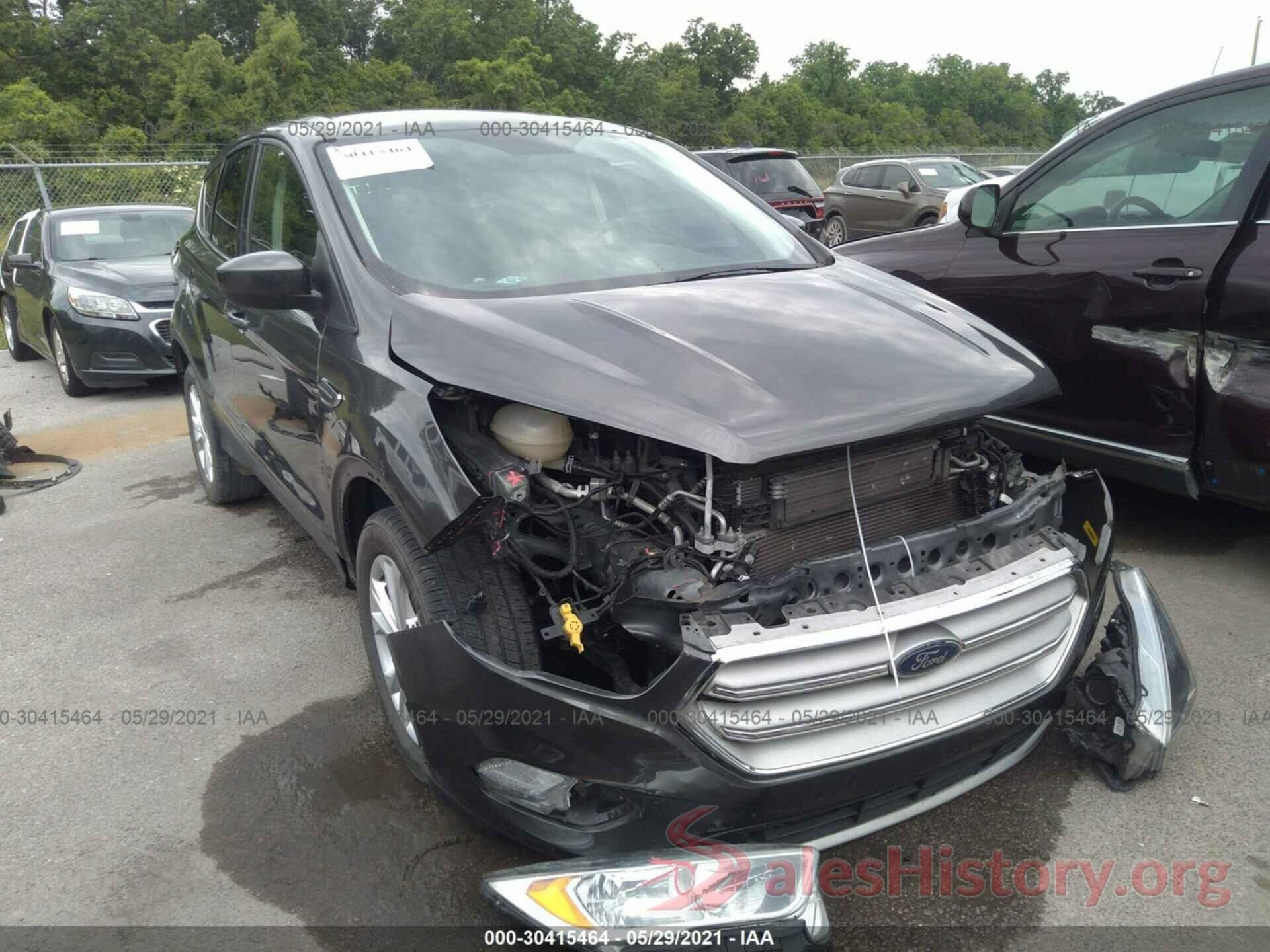 1FMCU0GD5KUA88979 2019 FORD ESCAPE