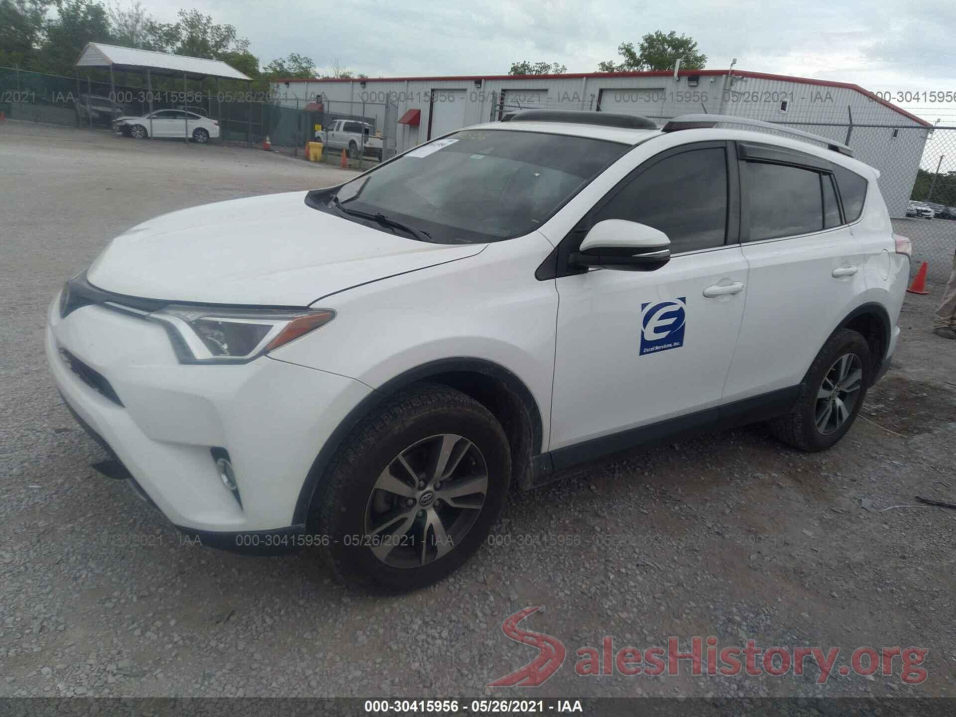 JTMRFREVXHJ121753 2017 TOYOTA RAV4