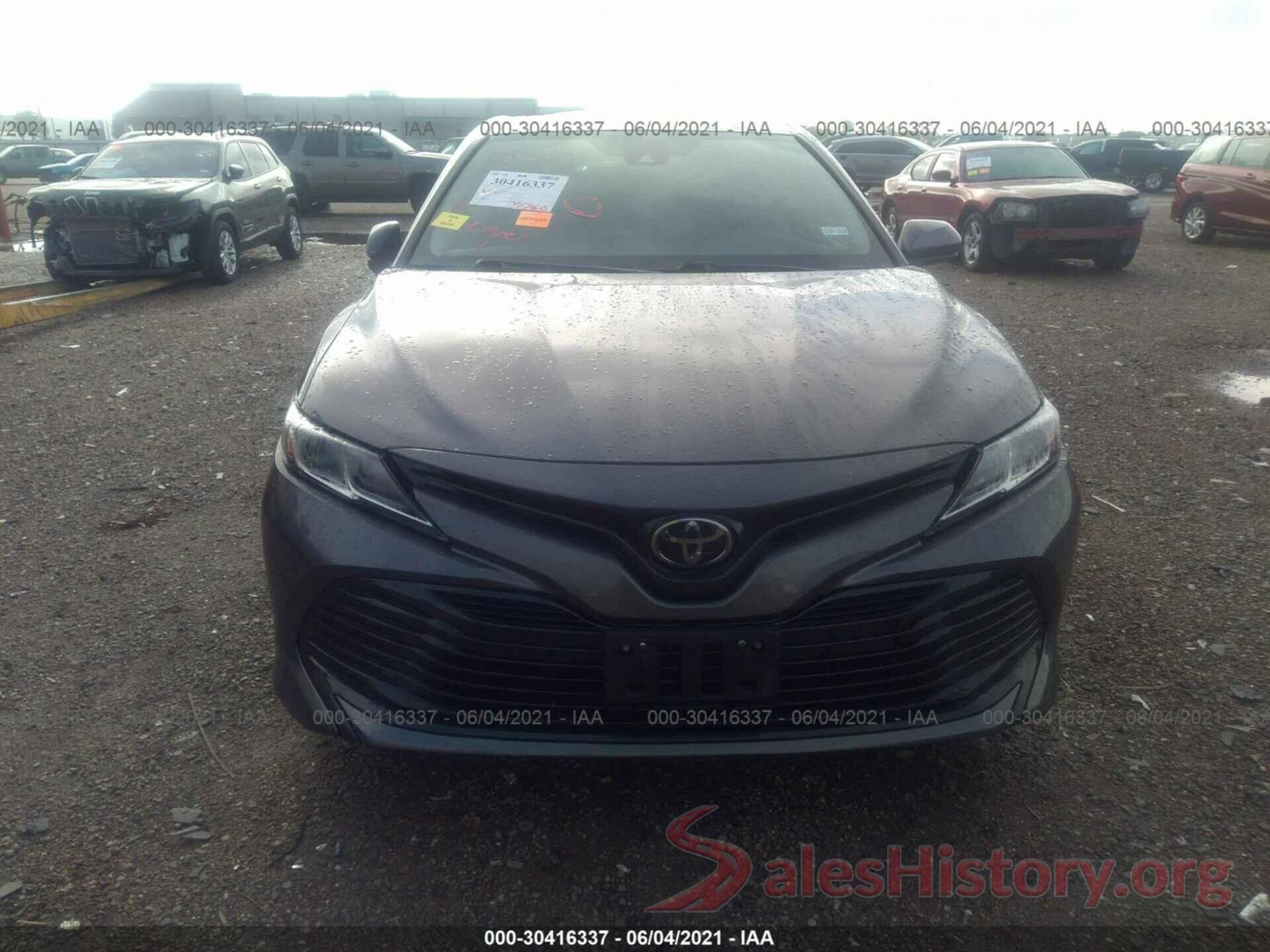 4T1B11HK8KU208152 2019 TOYOTA CAMRY