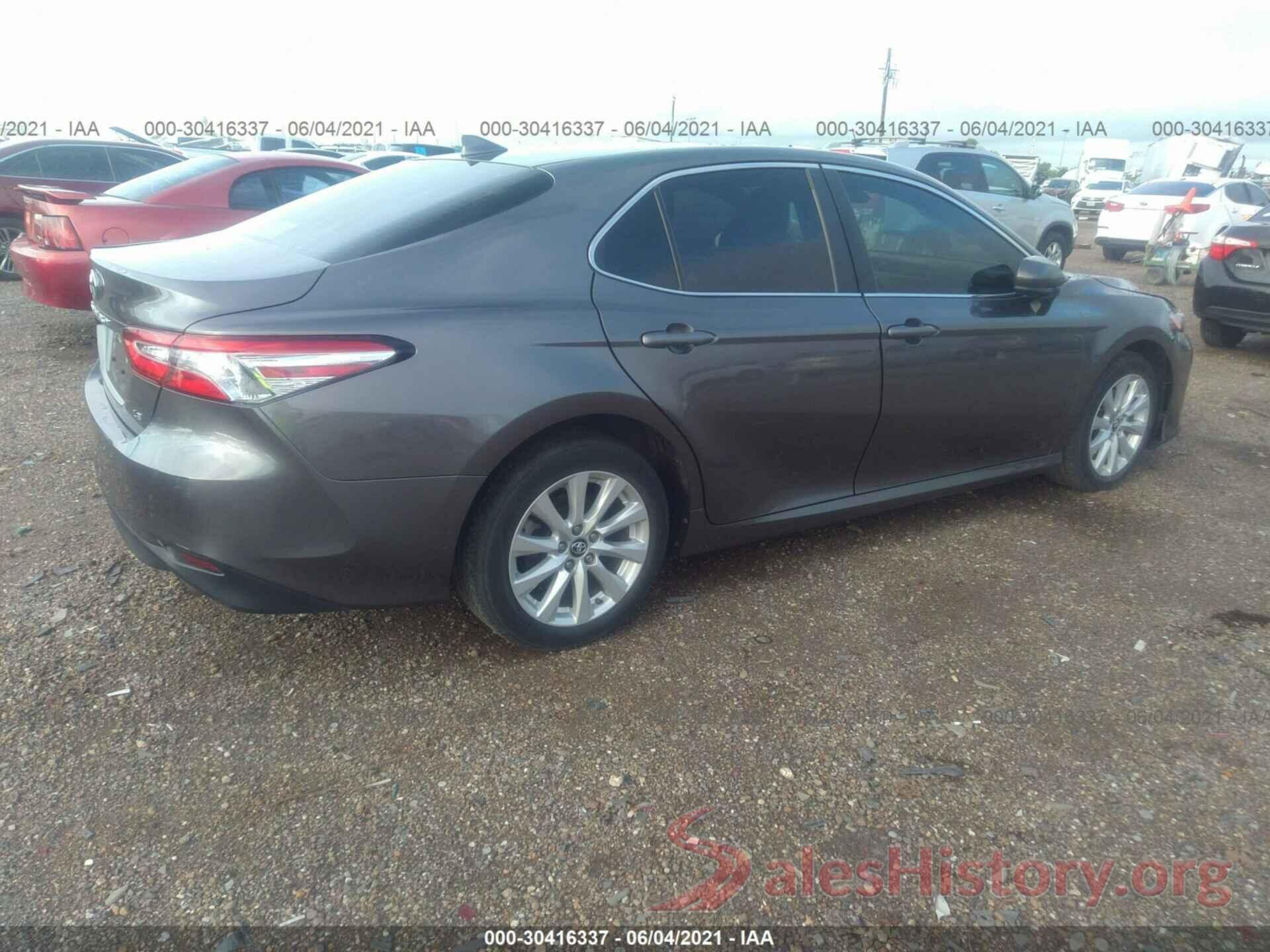 4T1B11HK8KU208152 2019 TOYOTA CAMRY