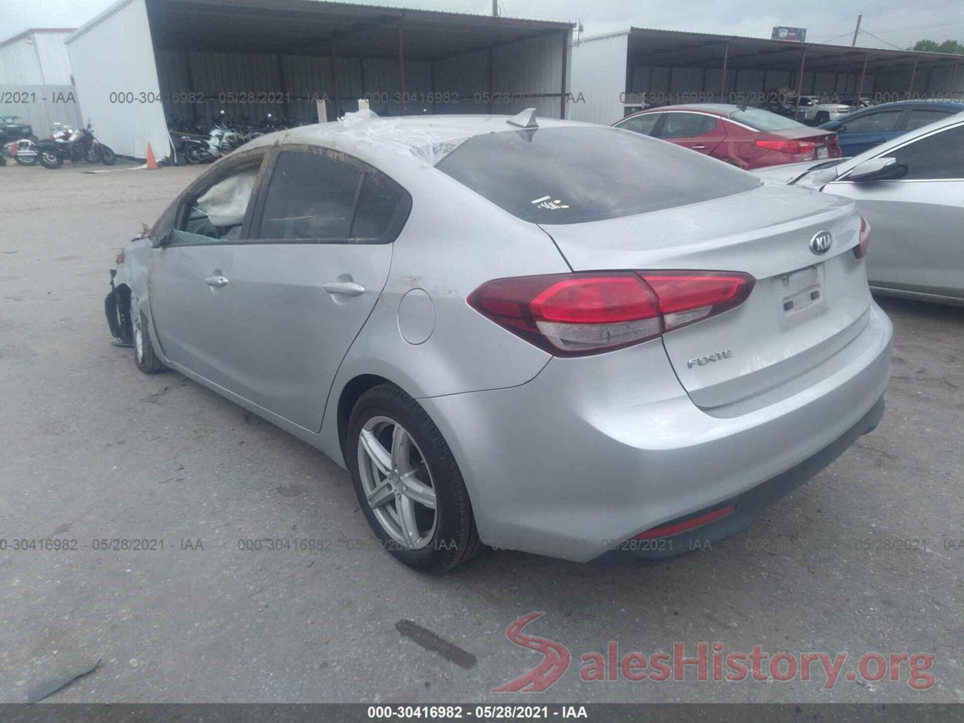 3KPFL4A74HE003040 2017 KIA FORTE