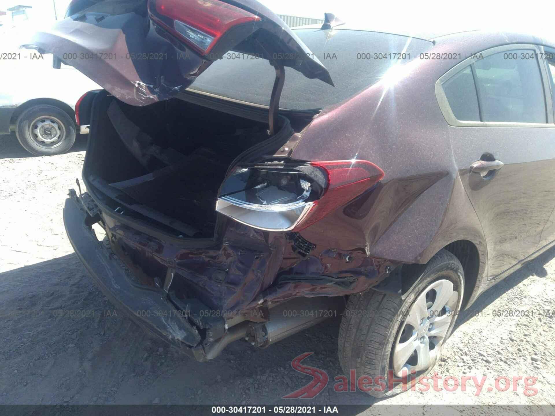 3KPFK4A73JE220703 2018 KIA FORTE