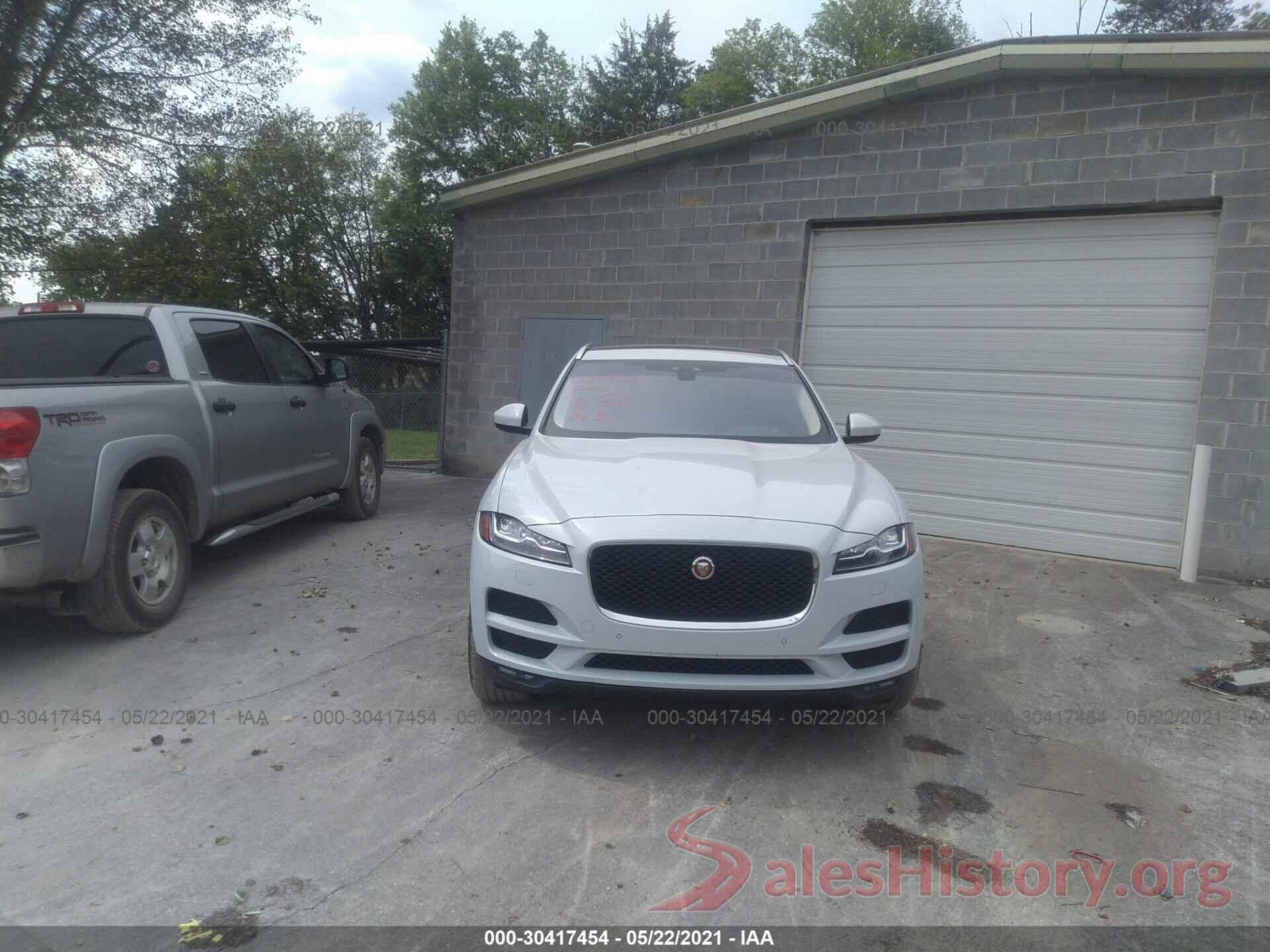 SADCN2EV7JA240712 2018 JAGUAR F-PACE