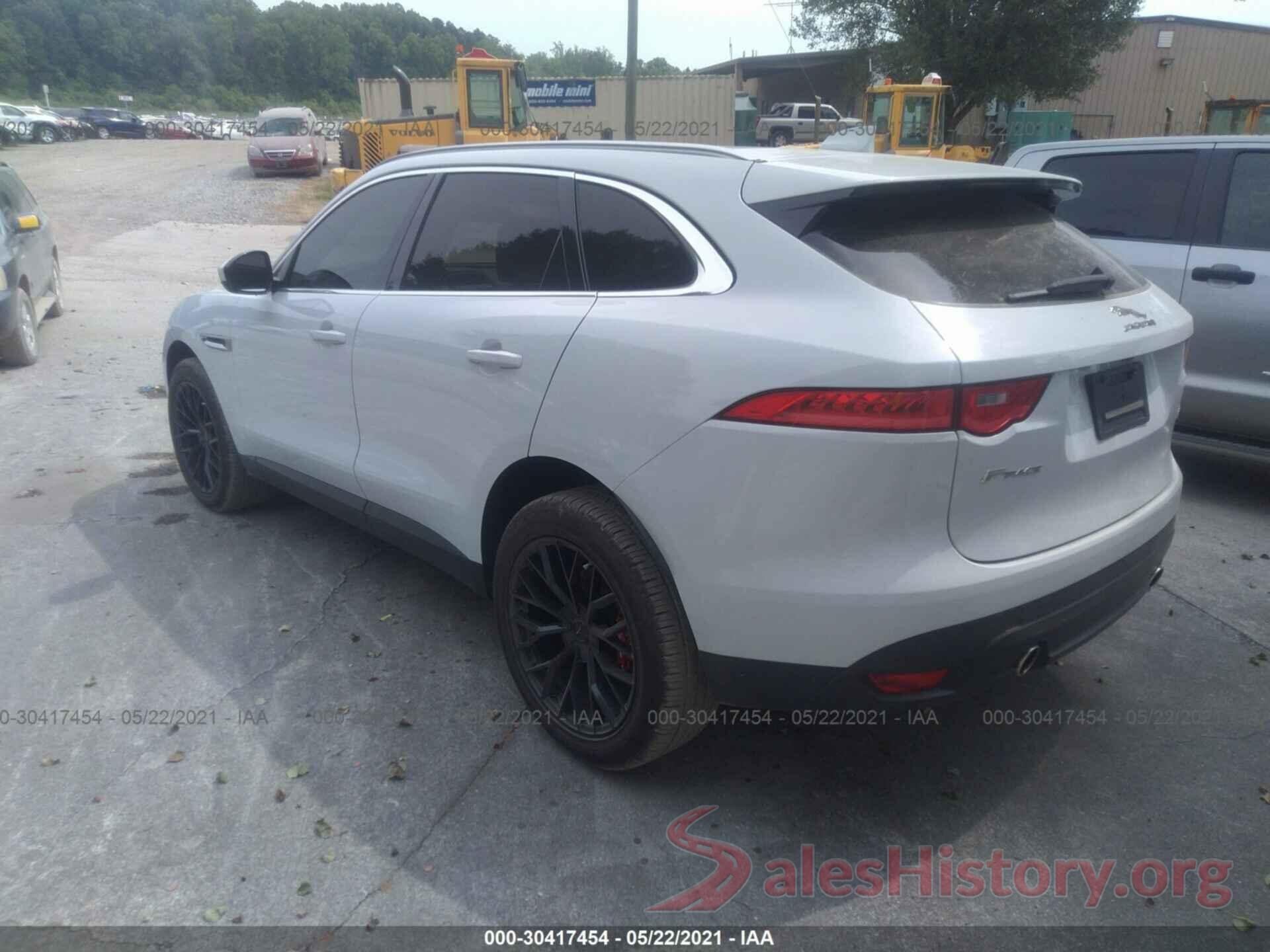 SADCN2EV7JA240712 2018 JAGUAR F-PACE