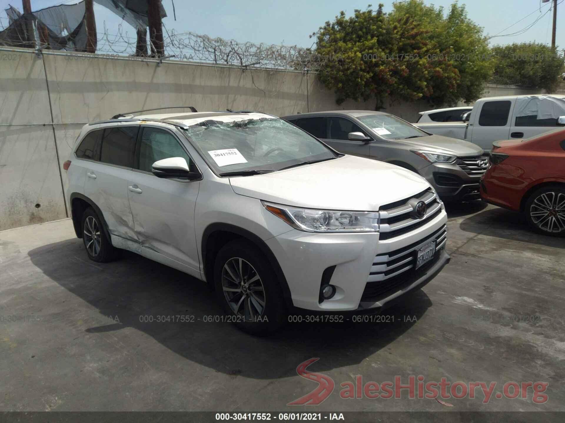 5TDKZRFH5JS286183 2018 TOYOTA HIGHLANDER