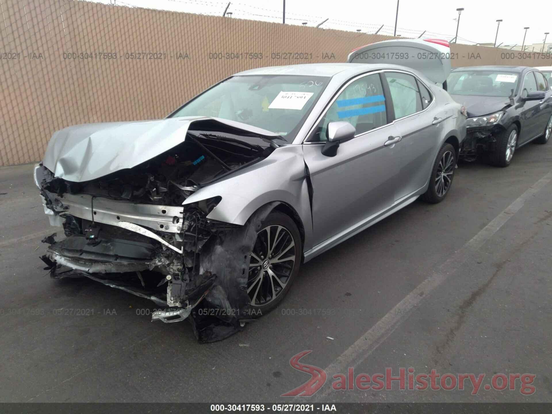 4T1B11HK7JU056525 2018 TOYOTA CAMRY