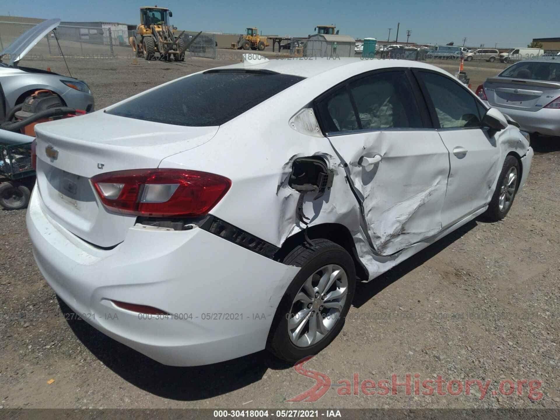 1G1BE5SM2K7116066 2019 CHEVROLET CRUZE