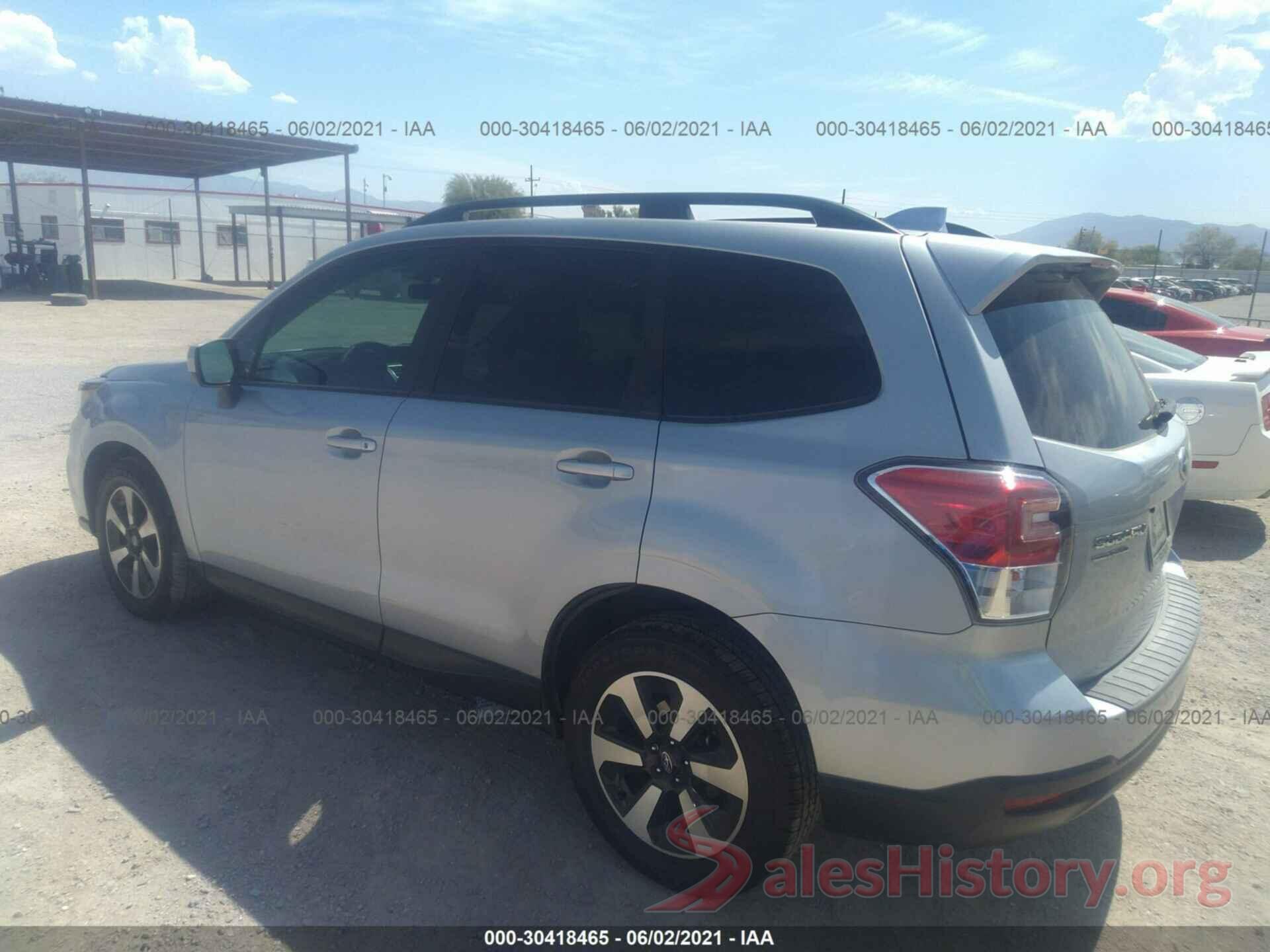 JF2SJAGCXJH487823 2018 SUBARU FORESTER