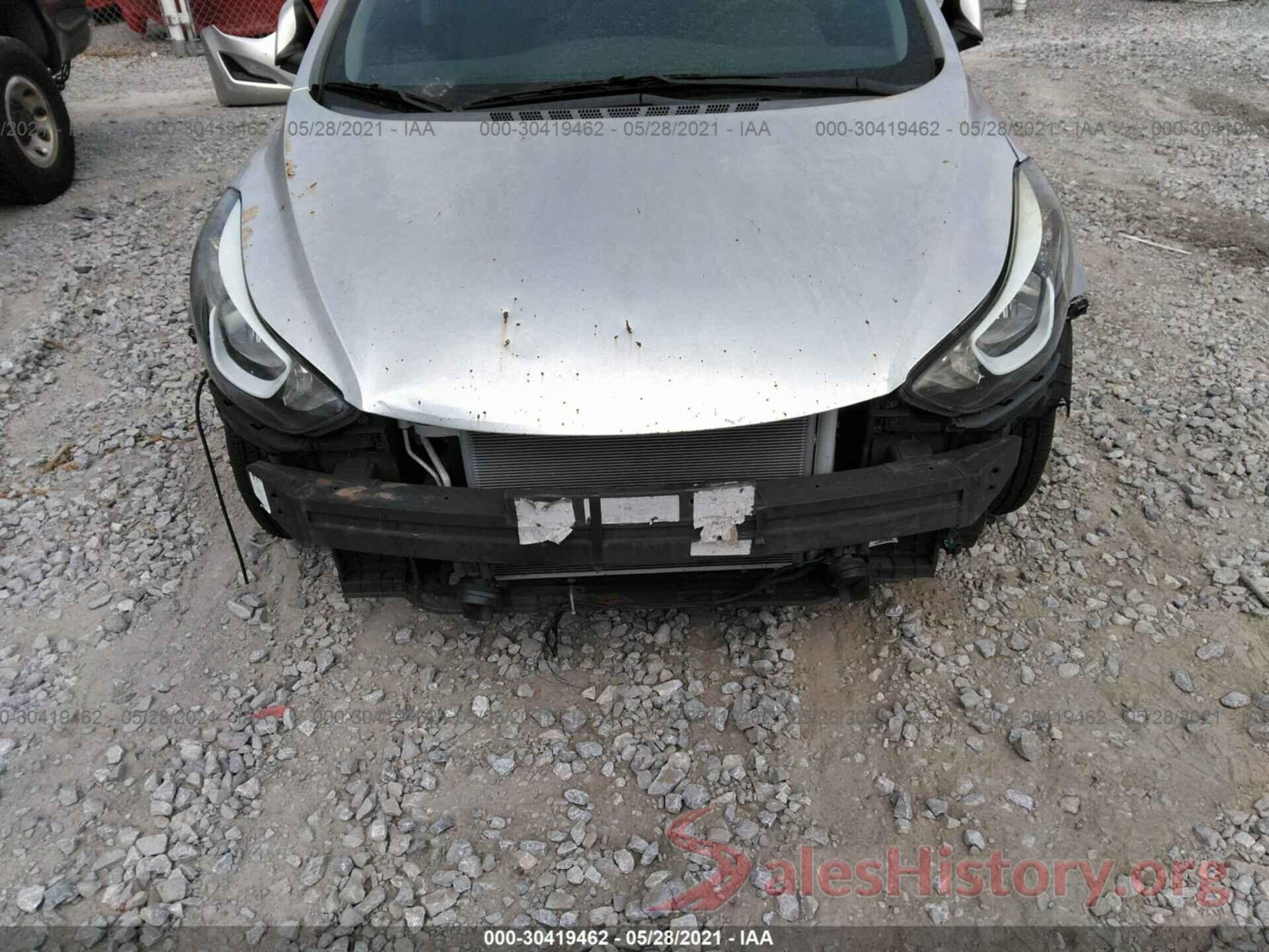 5NPDH4AE2GH677785 2016 HYUNDAI ELANTRA