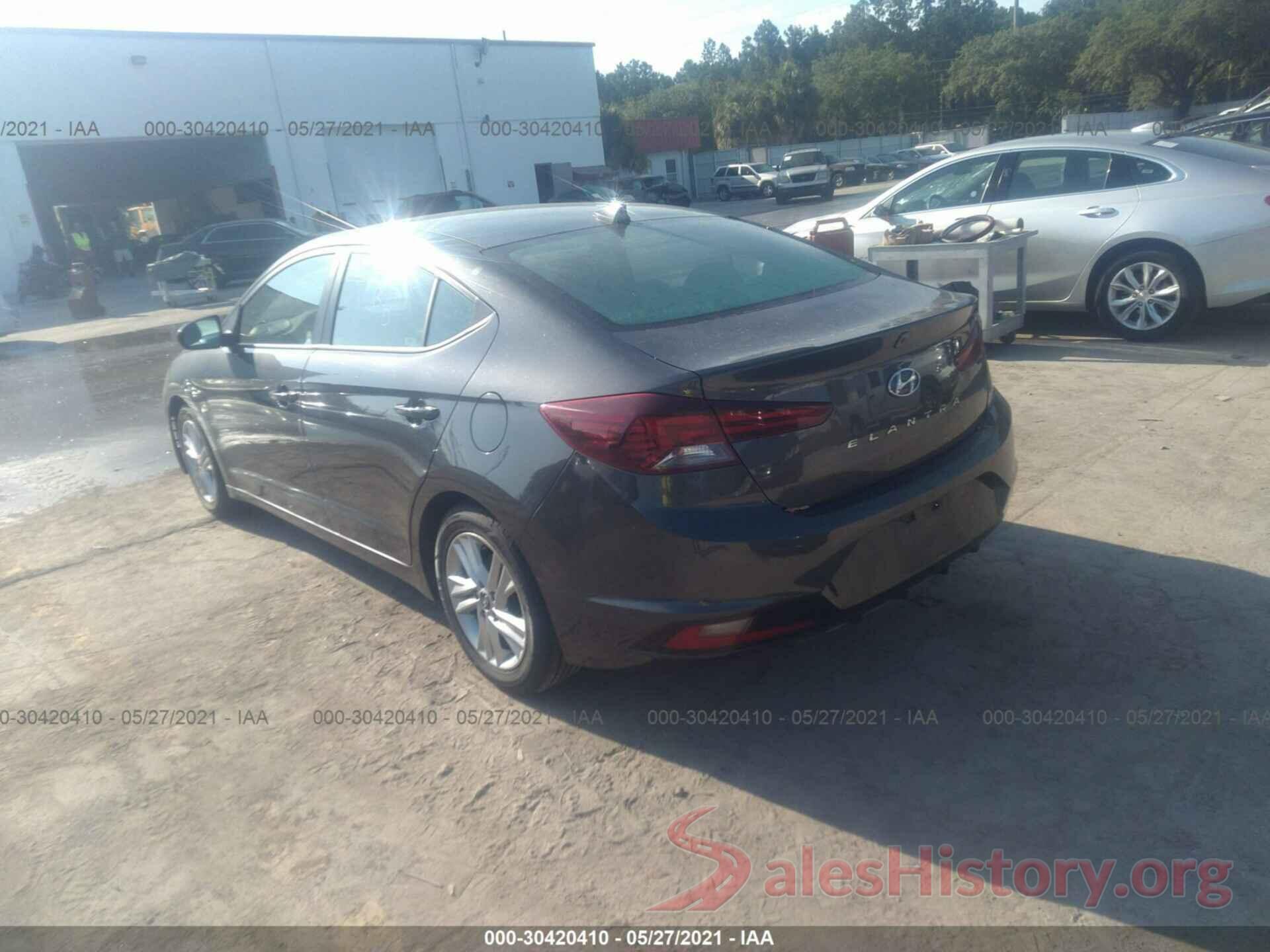 5NPD84LFXLH581810 2020 HYUNDAI ELANTRA