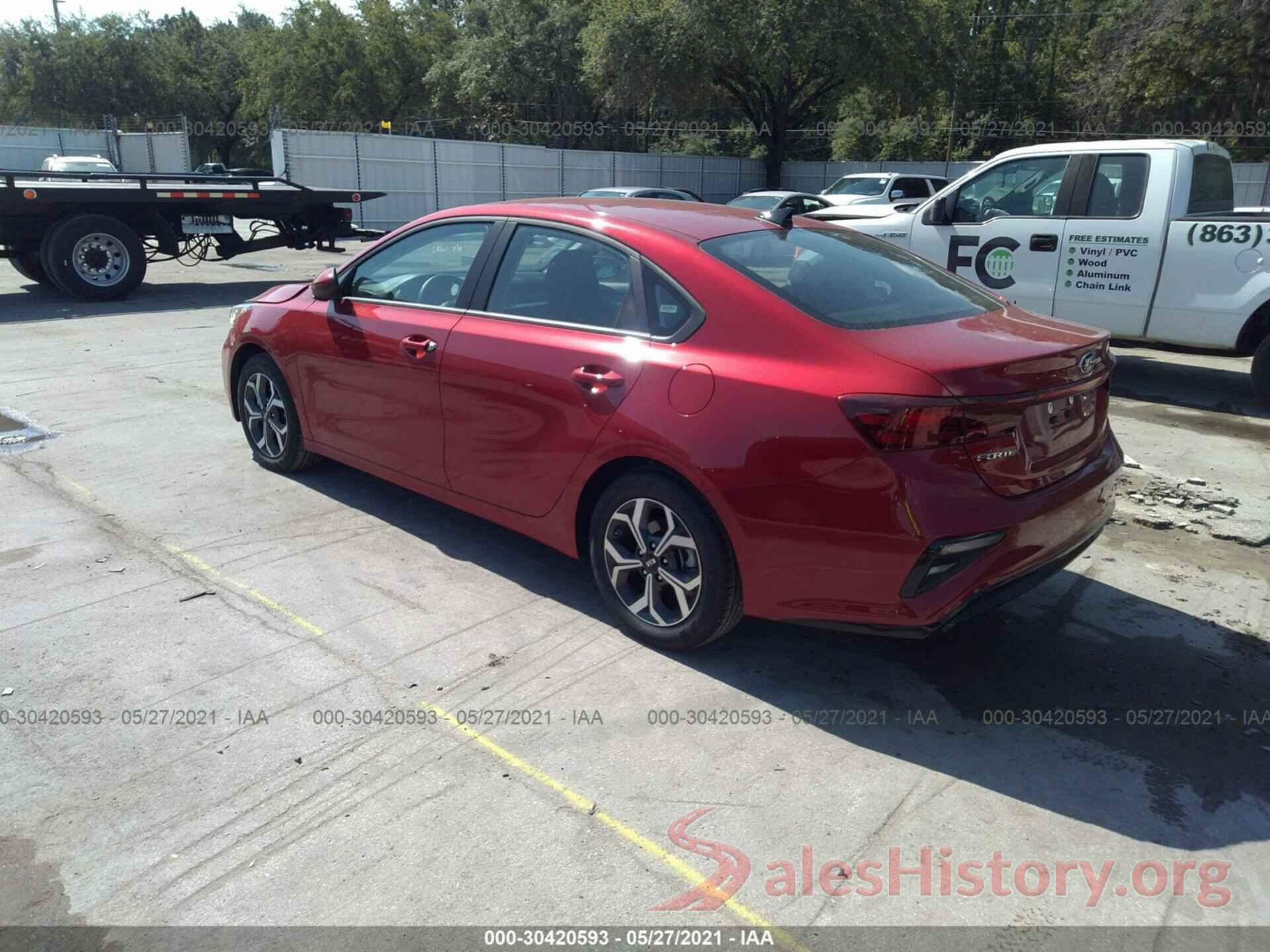 3KPF24AD2ME317725 2021 KIA FORTE