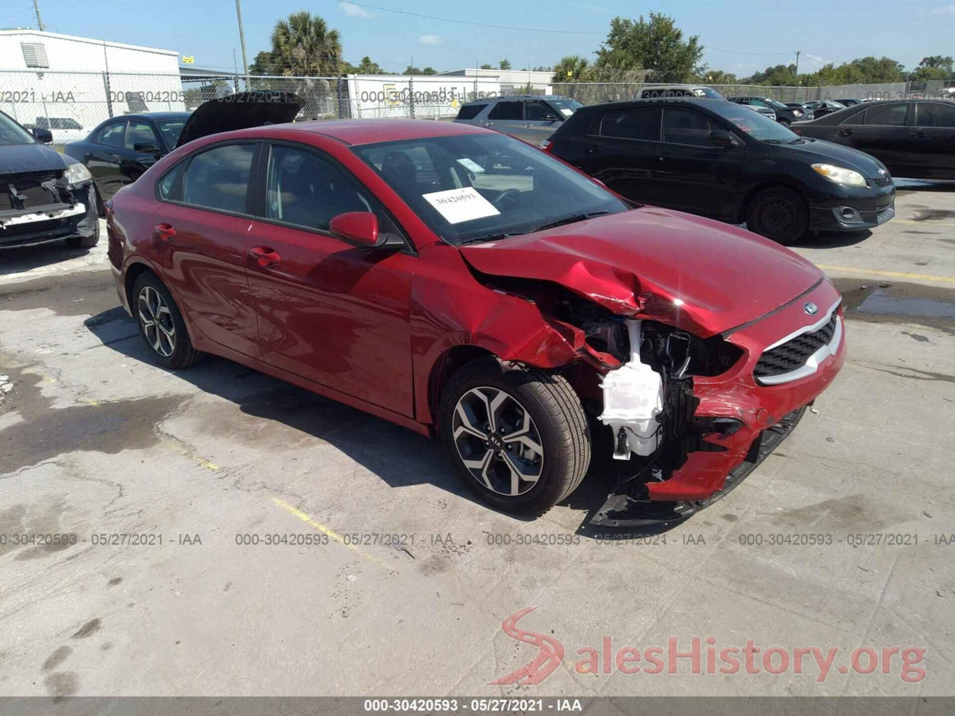 3KPF24AD2ME317725 2021 KIA FORTE