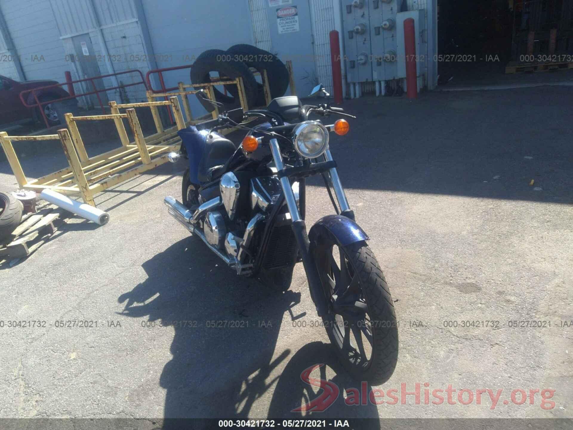 JH2SC6126KK400419 2019 HONDA VT1300