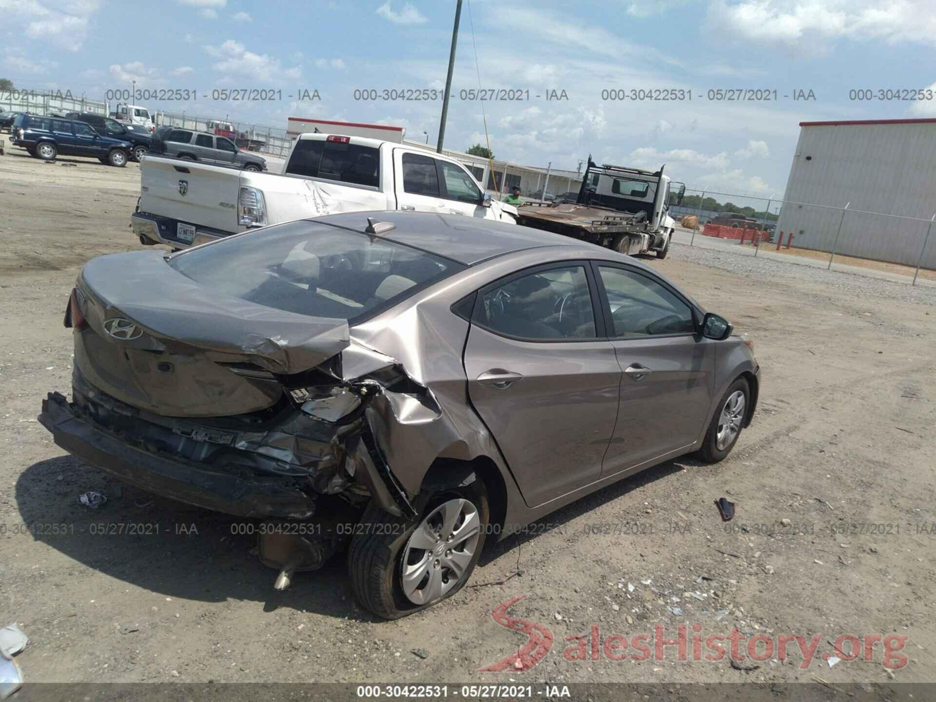 5NPDH4AE1GH692701 2016 HYUNDAI ELANTRA