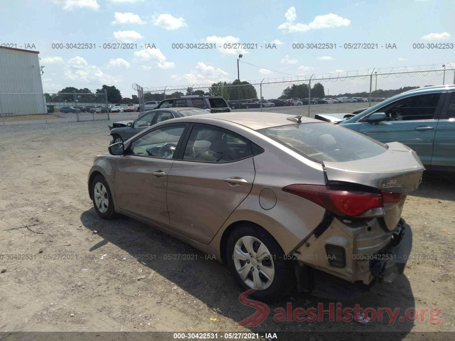 5NPDH4AE1GH692701 2016 HYUNDAI ELANTRA