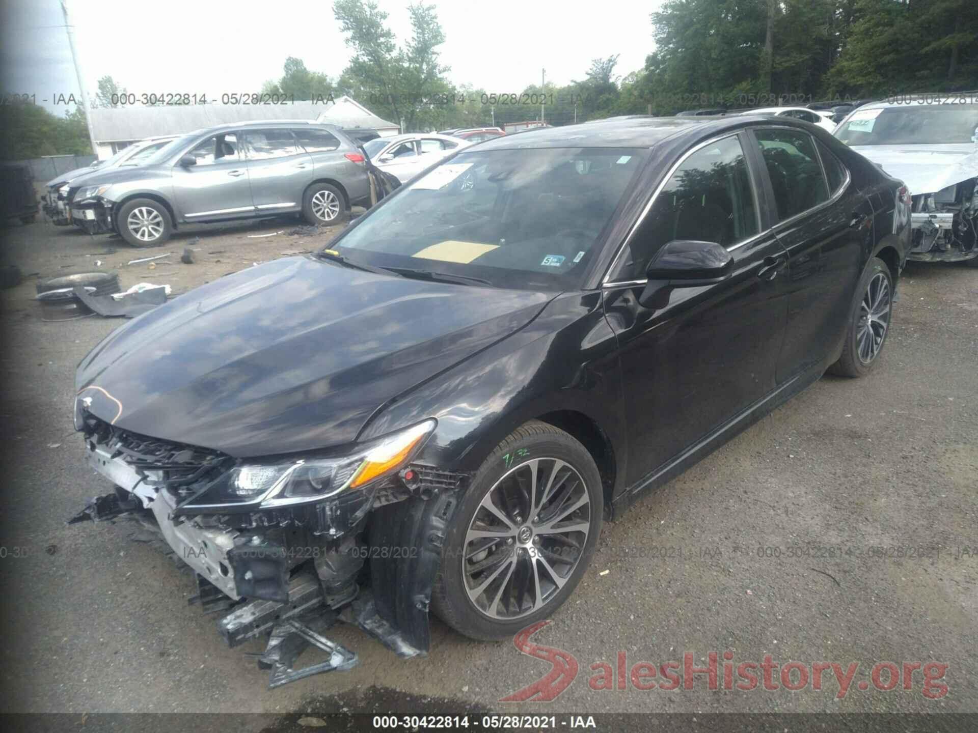 4T1B11HK2KU215744 2019 TOYOTA CAMRY