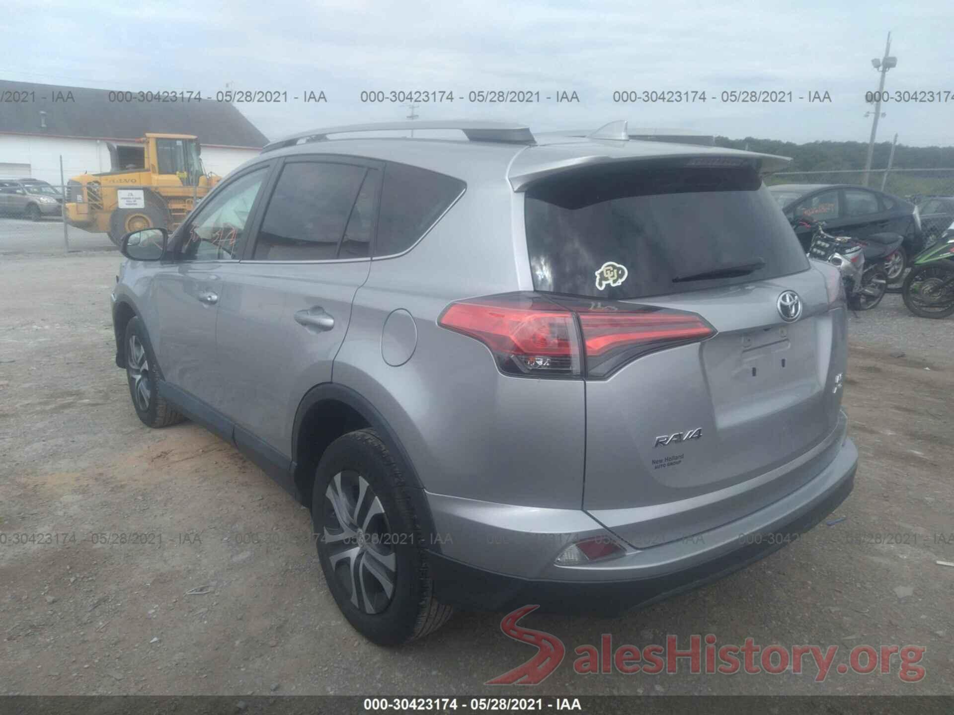 2T3BFREV8HW590889 2017 TOYOTA RAV4