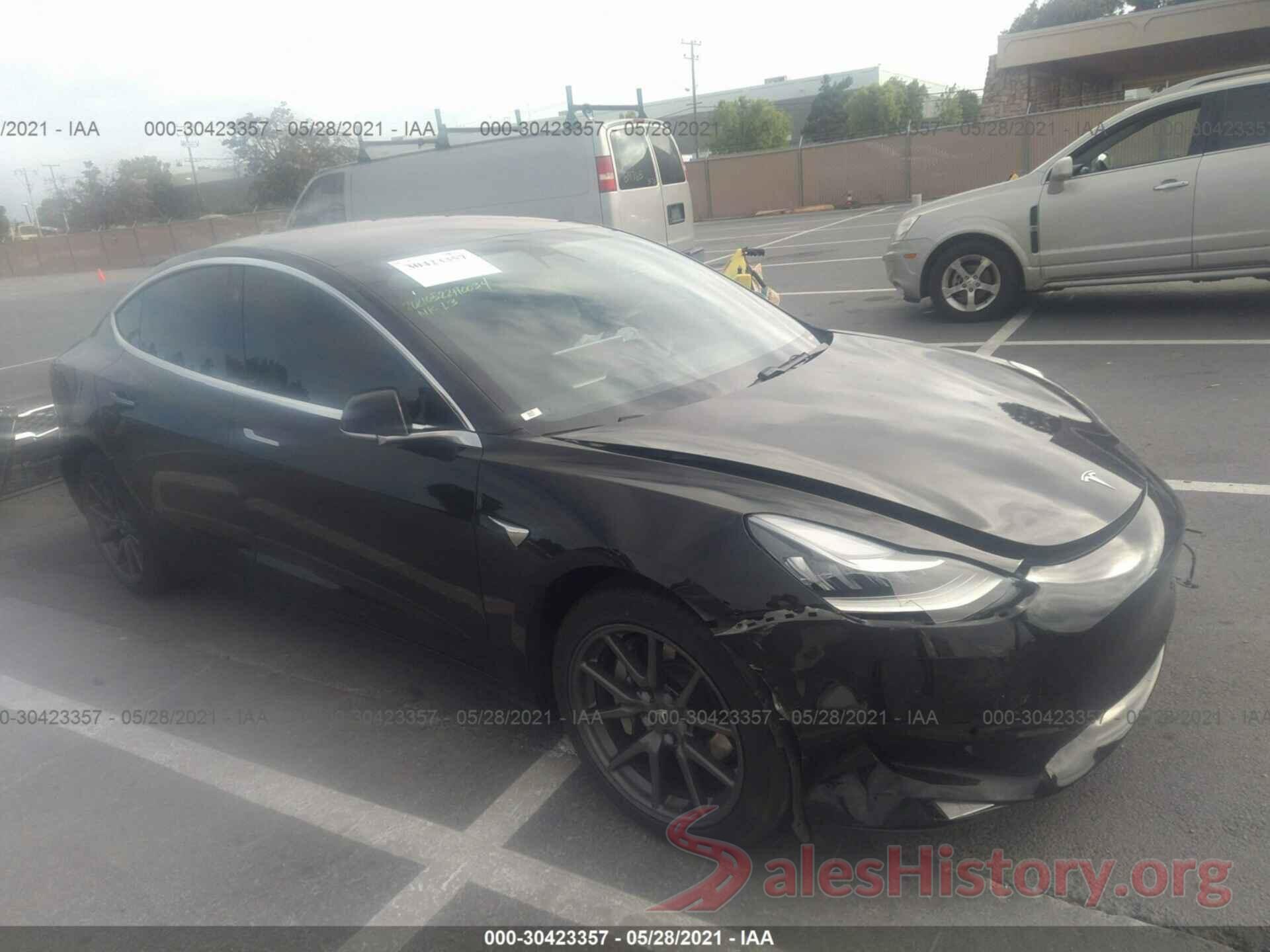 5YJ3E1EA2JF036071 2018 TESLA MODEL 3